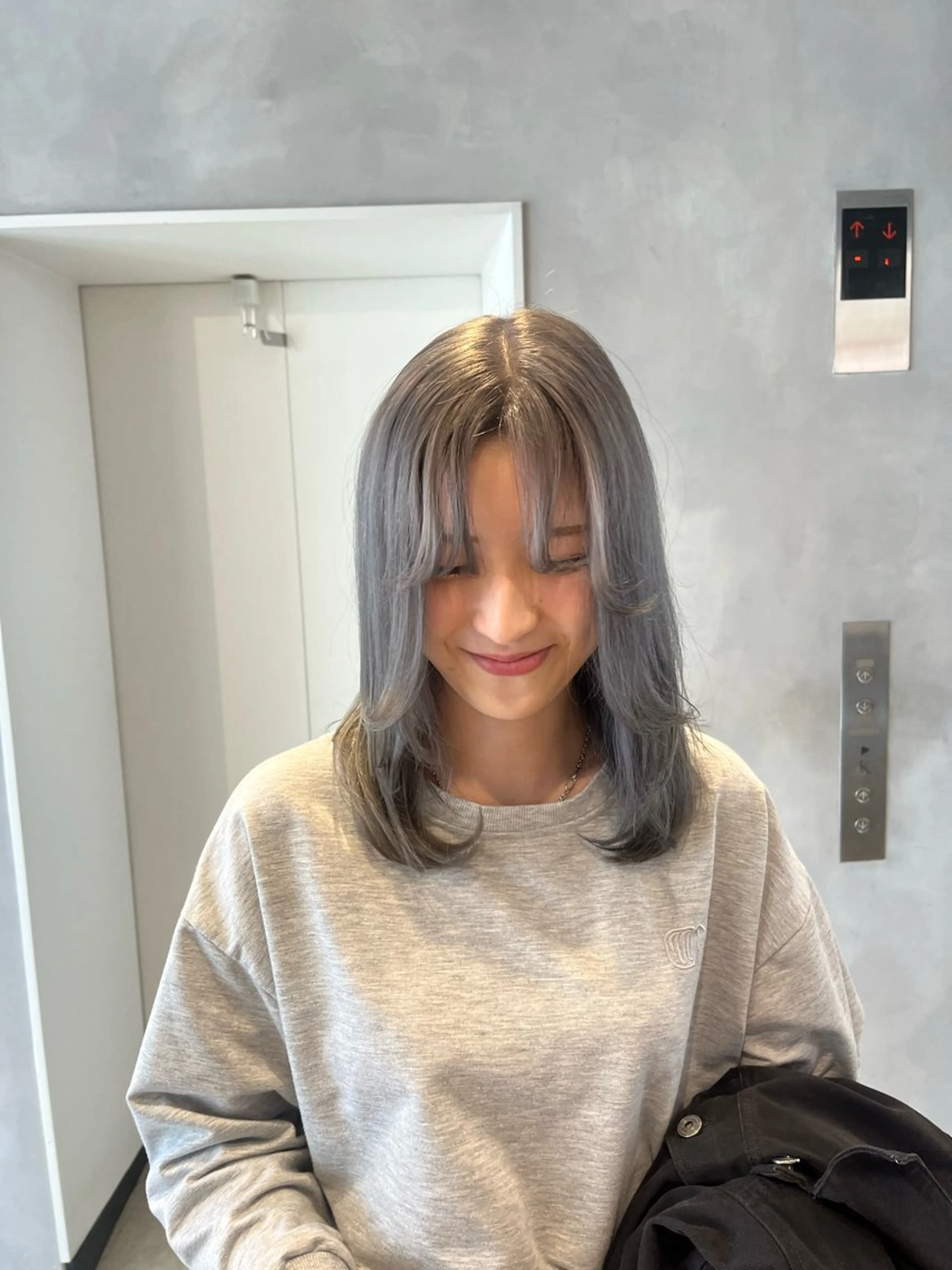 ミディアム ボブ/ベージュ/ パーマ🪿近森ゆいのヘアスタイル
