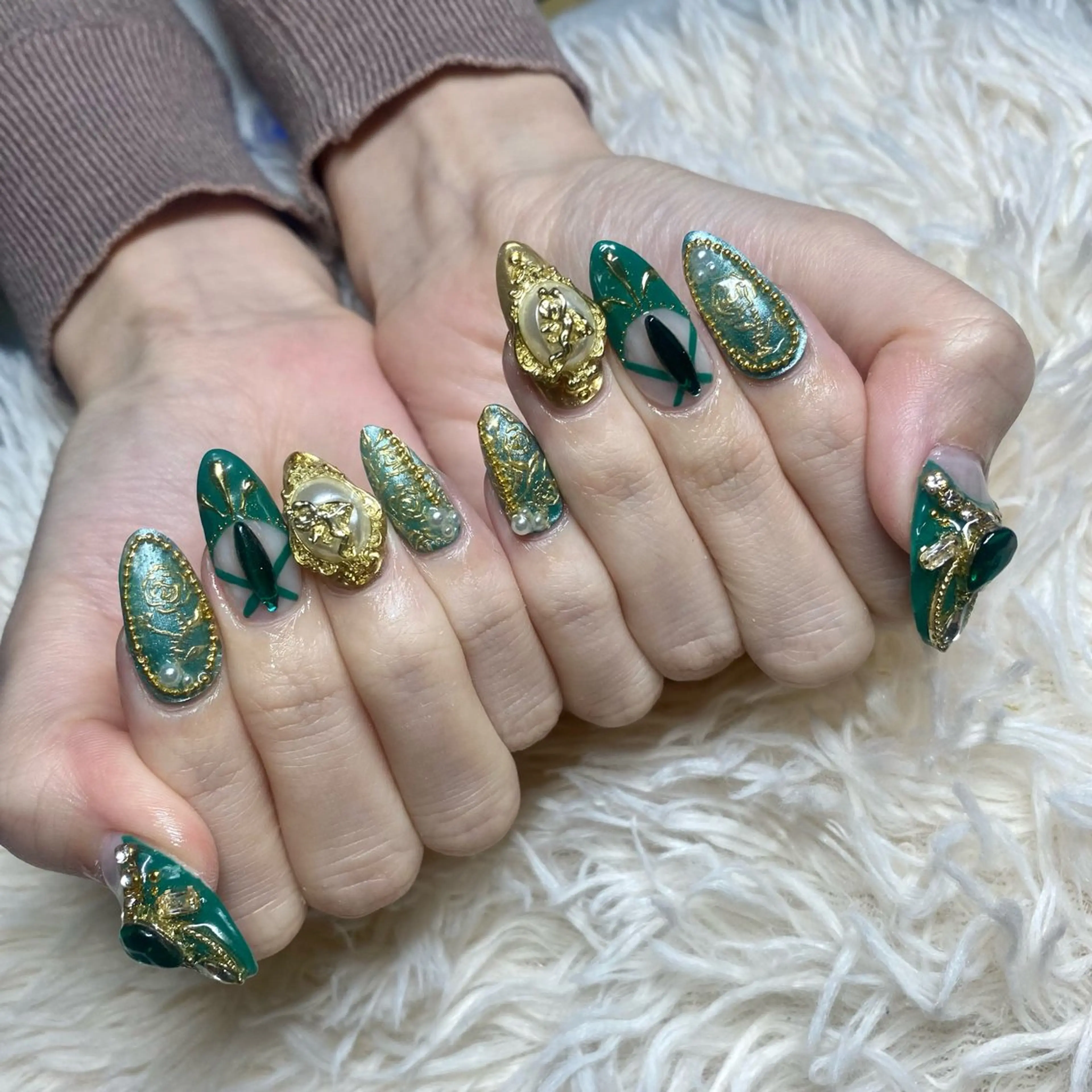 ネイル ハンドネイル nail salon Ecrin所属・前島 稀歩のネイルデザイン