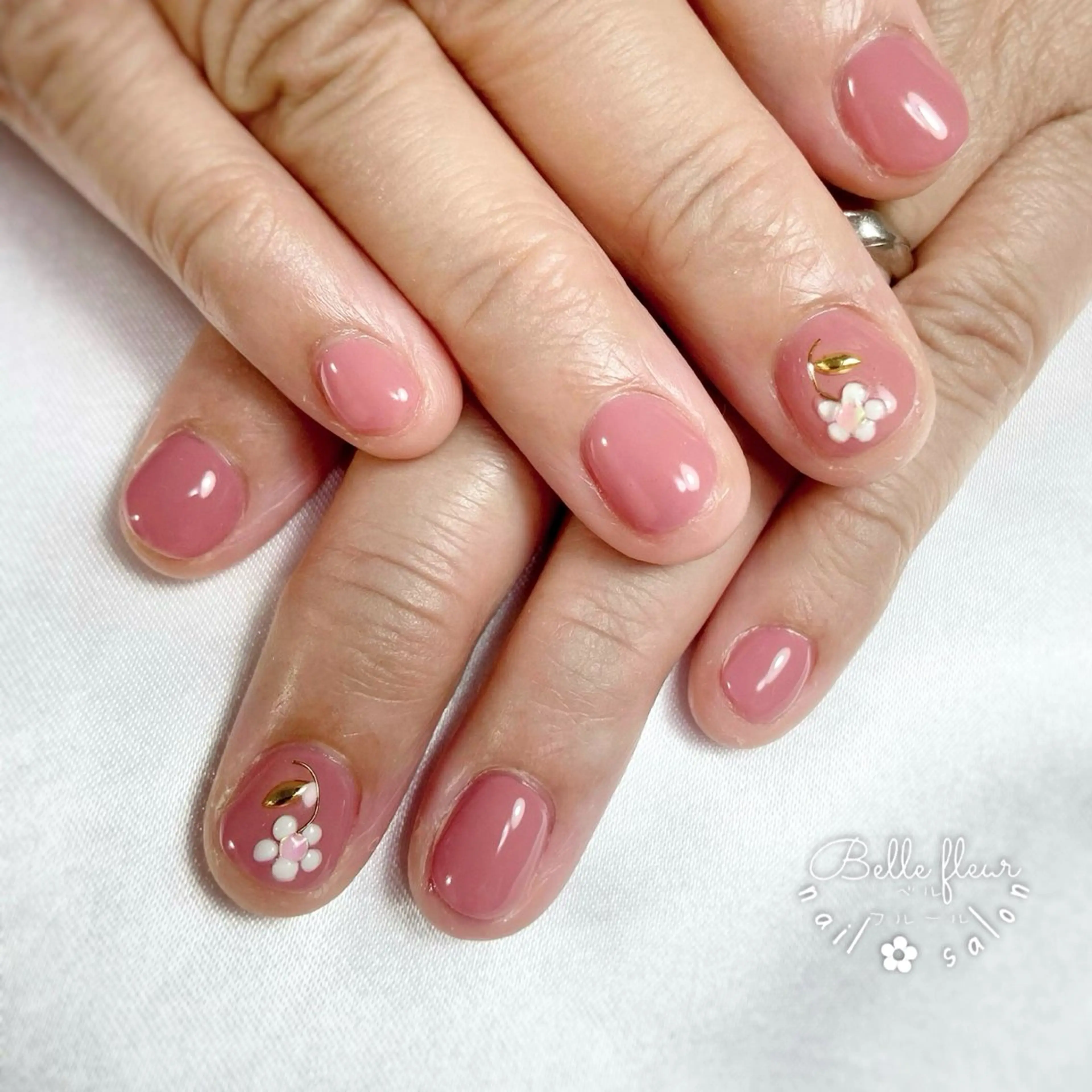 ネイル ハンドネイル ﾈｲﾙｻﾛﾝ Bellefleurのネイルデザイン