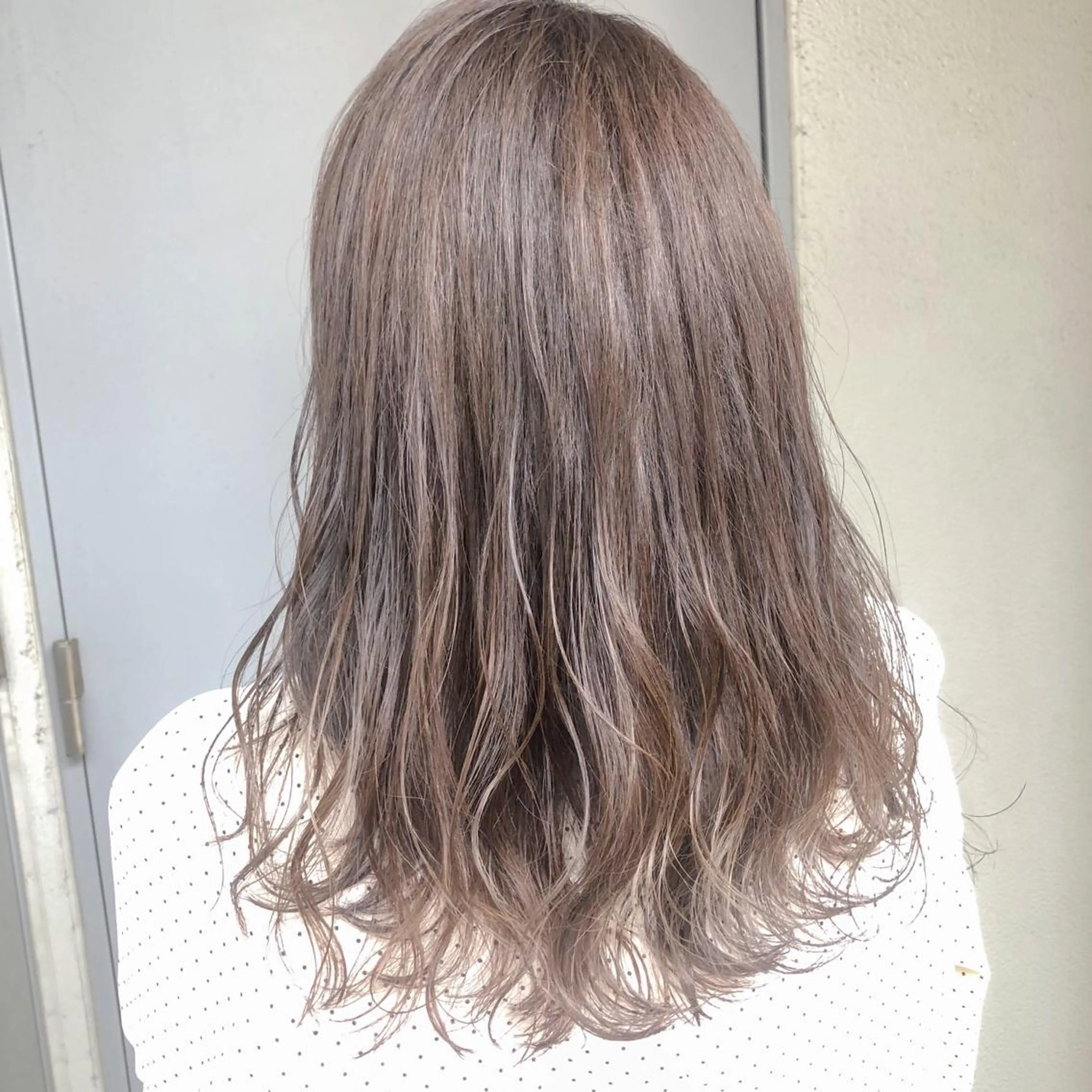 カラー 🔷似合わせのプロ KUMA🔷のヘアスタイル