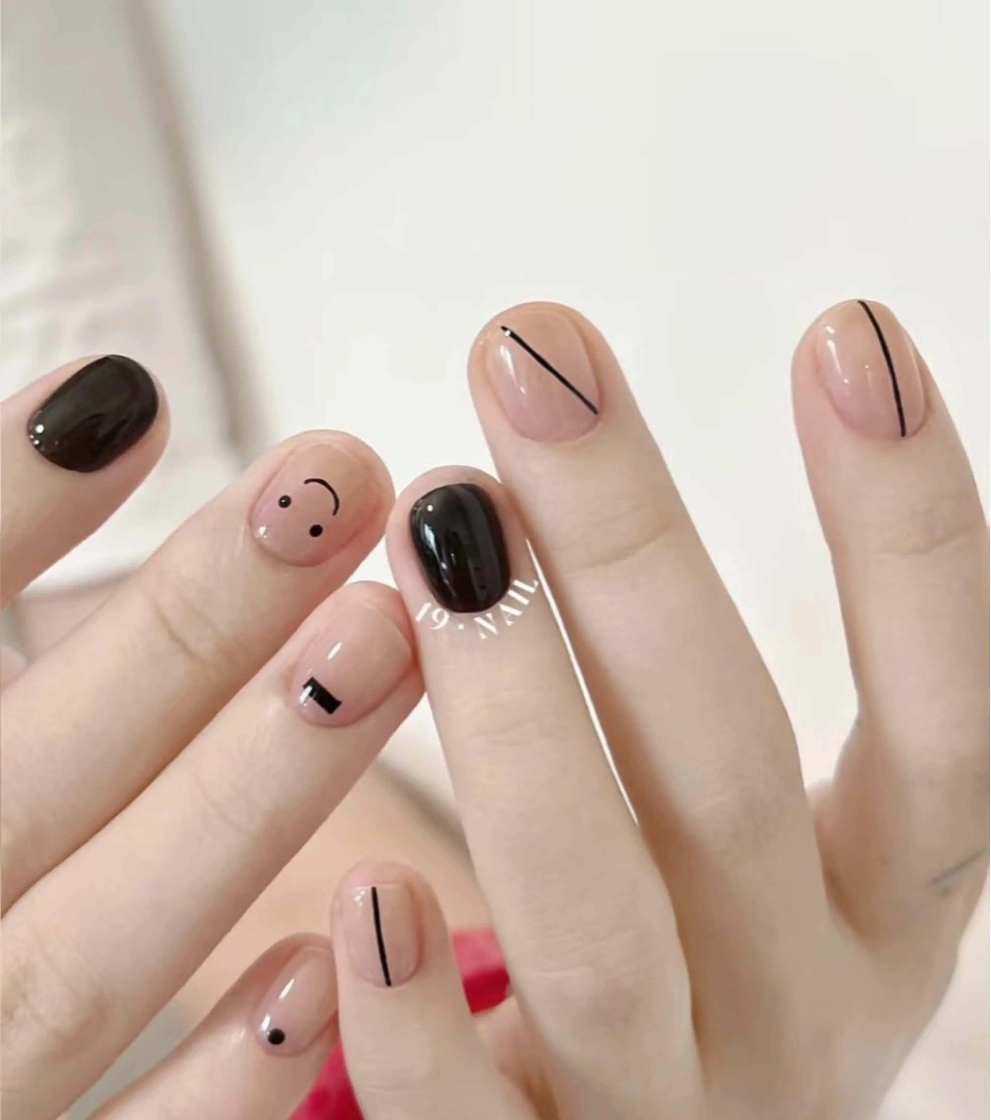 ネイル 高木 維麗絲のネイルデザイン