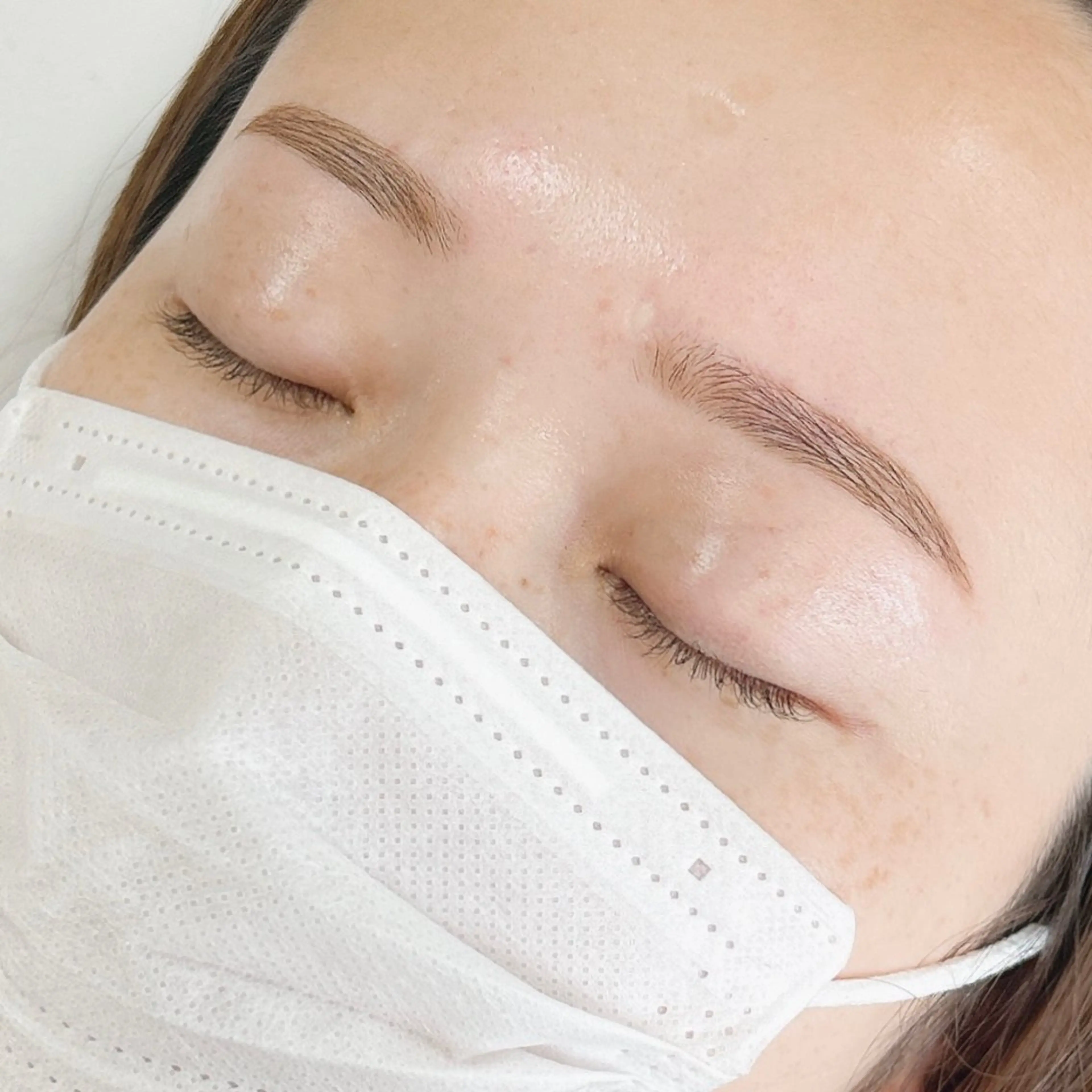 【平日限定🕊️】美眉スタイリング+毛量調整20本（wax脱毛+メイク仕上げ）※3回まで利用可能の写真