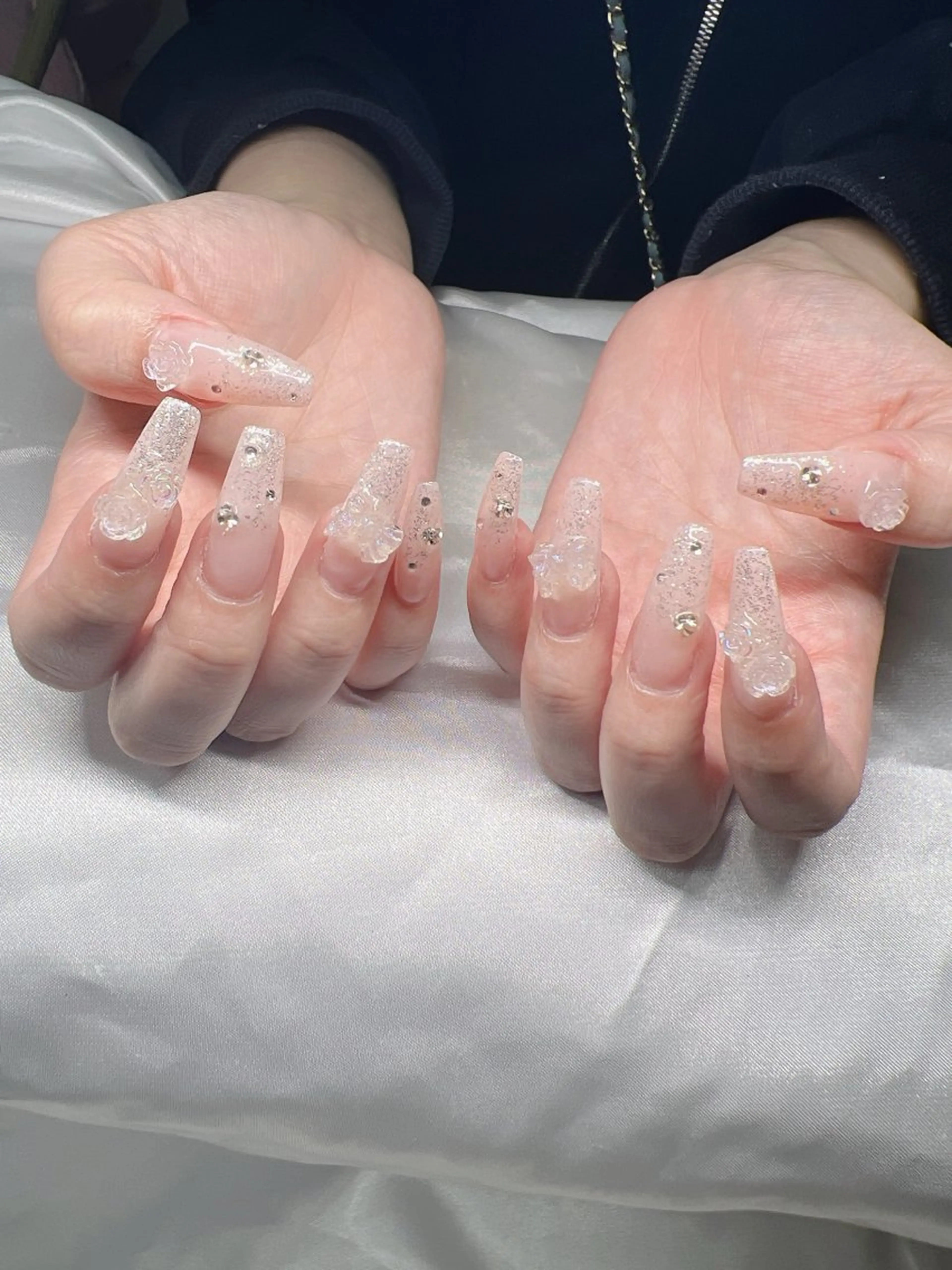 ネイル 長さ出し グラデーション 卒業式 キラキラネイル マグネットネイル Lee Nailsのネイルデザイン