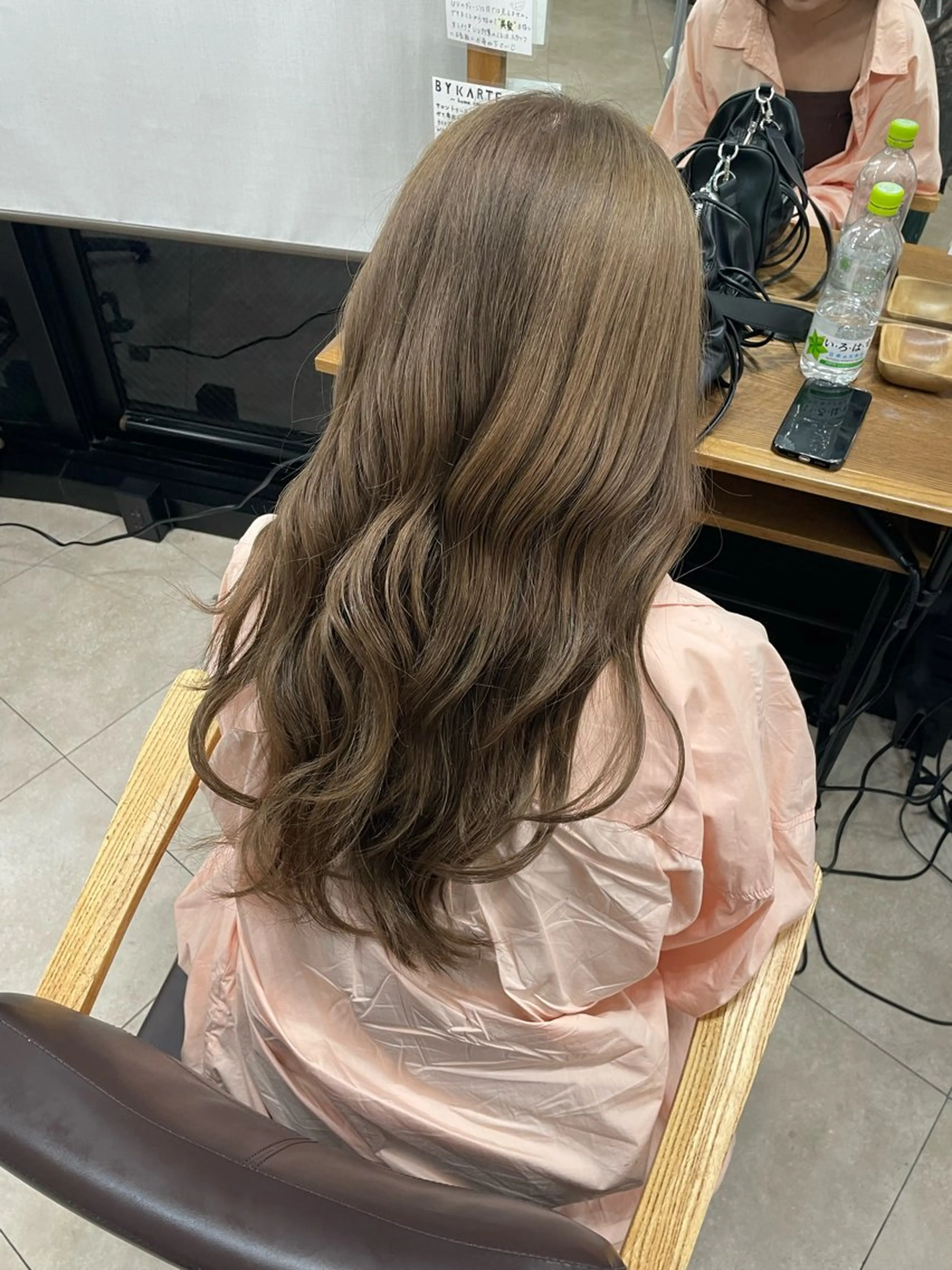 ロング _WHITE京橋店 佐伯 碧のヘアスタイル