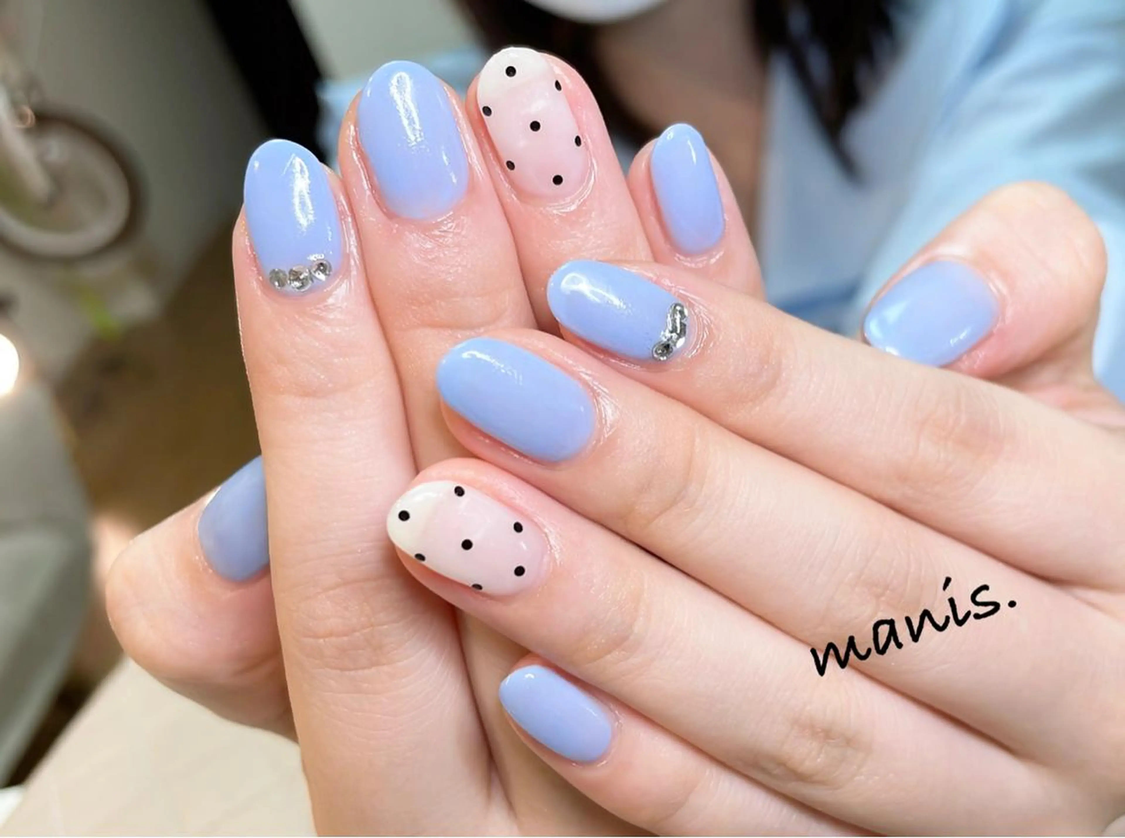 ネイル manis .のネイルデザイン