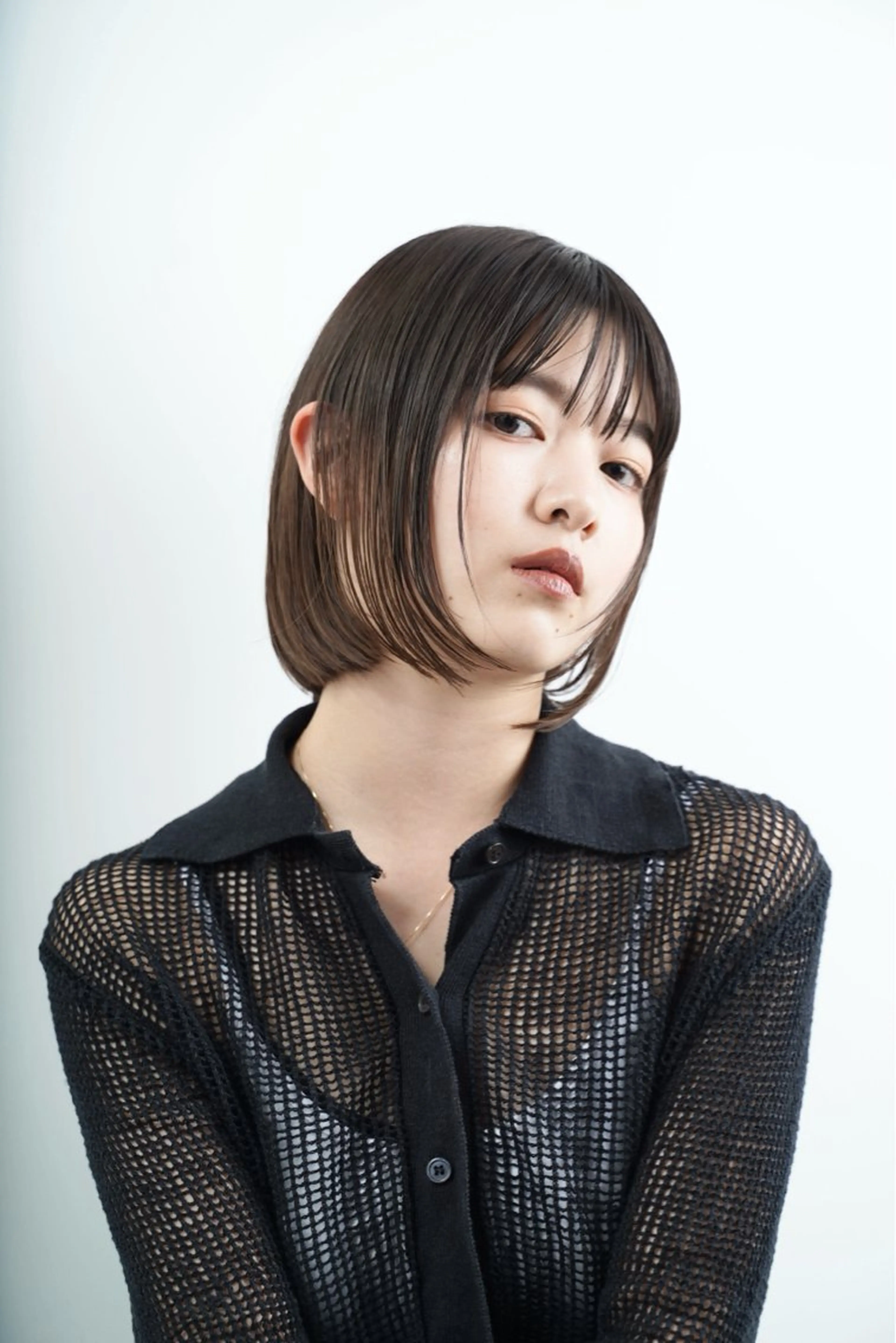 ミディアム ボブ 髪質改善 縮毛矯正 カット 縮毛矯正 トリートメント hoNua. 栄/透明感カラーのヘアスタイル