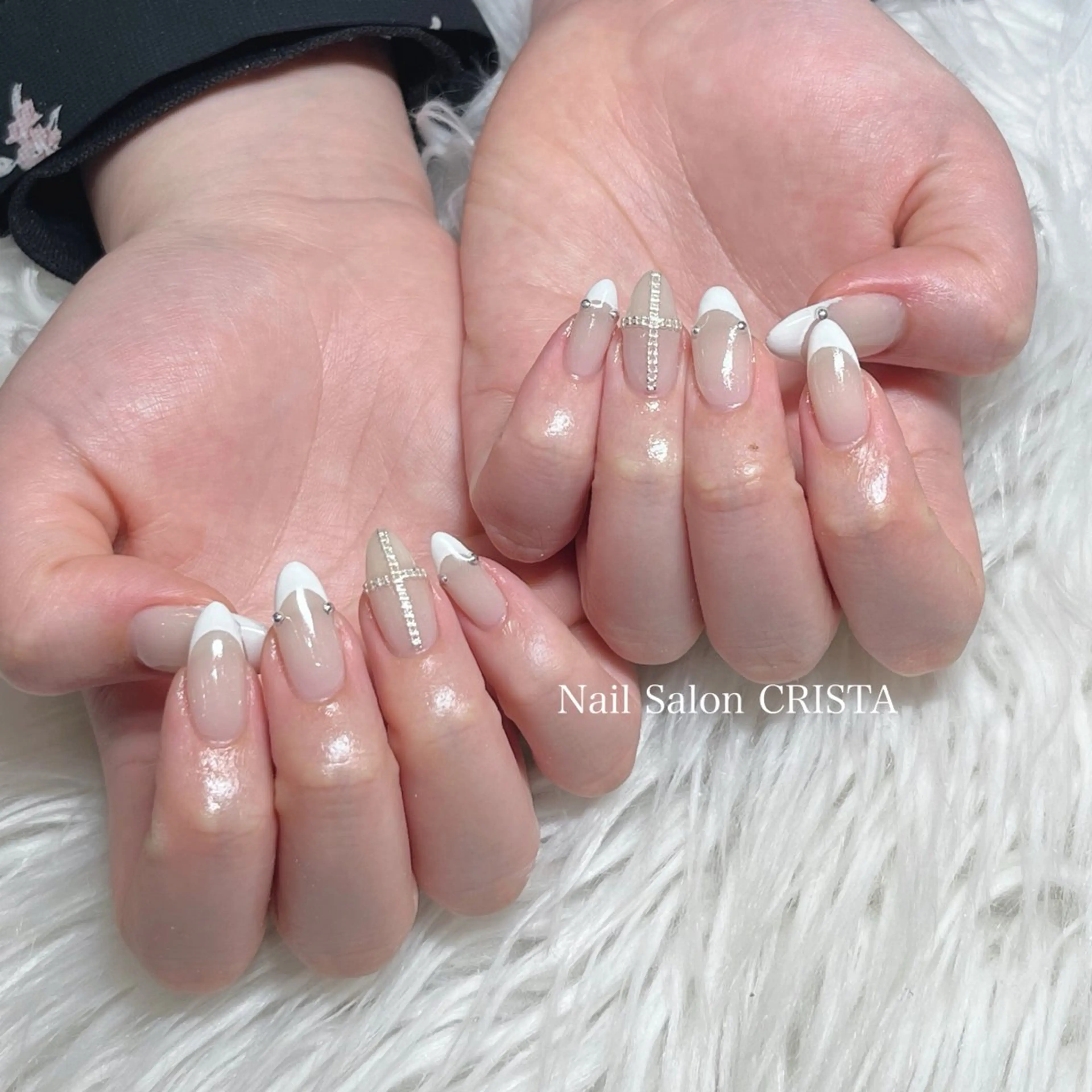 ネイル フレンチネイル シルバー ハンドネイル Nail Salon CRISTA所属・CRISTA 🤍ヒナタのネイルデザイン
