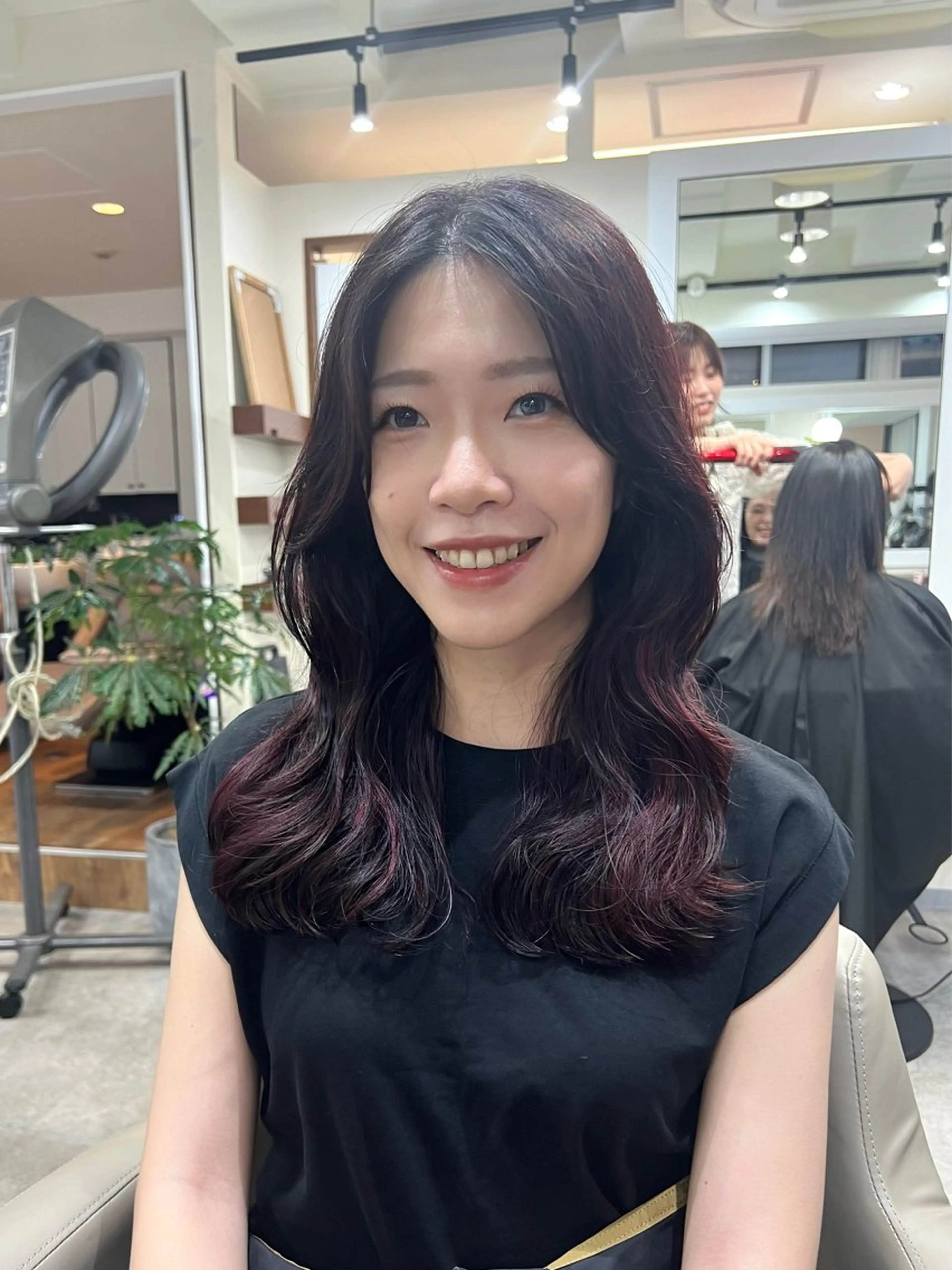 【2回目以降もお得に】骨格補正カット+韓国コテ巻き風パーマ🌟の写真