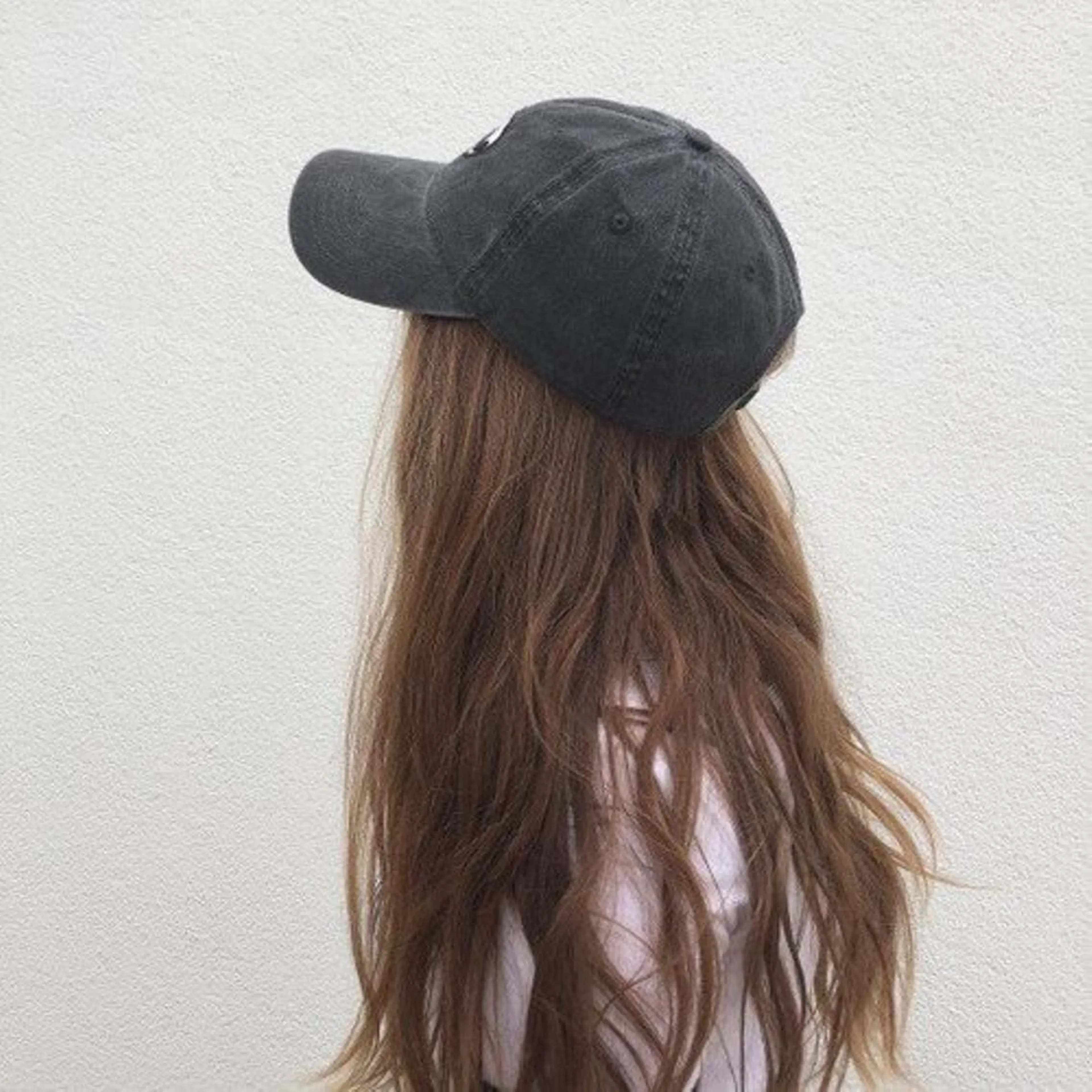 ロング カラー パーマ ニシオカ タクヤのヘアスタイル