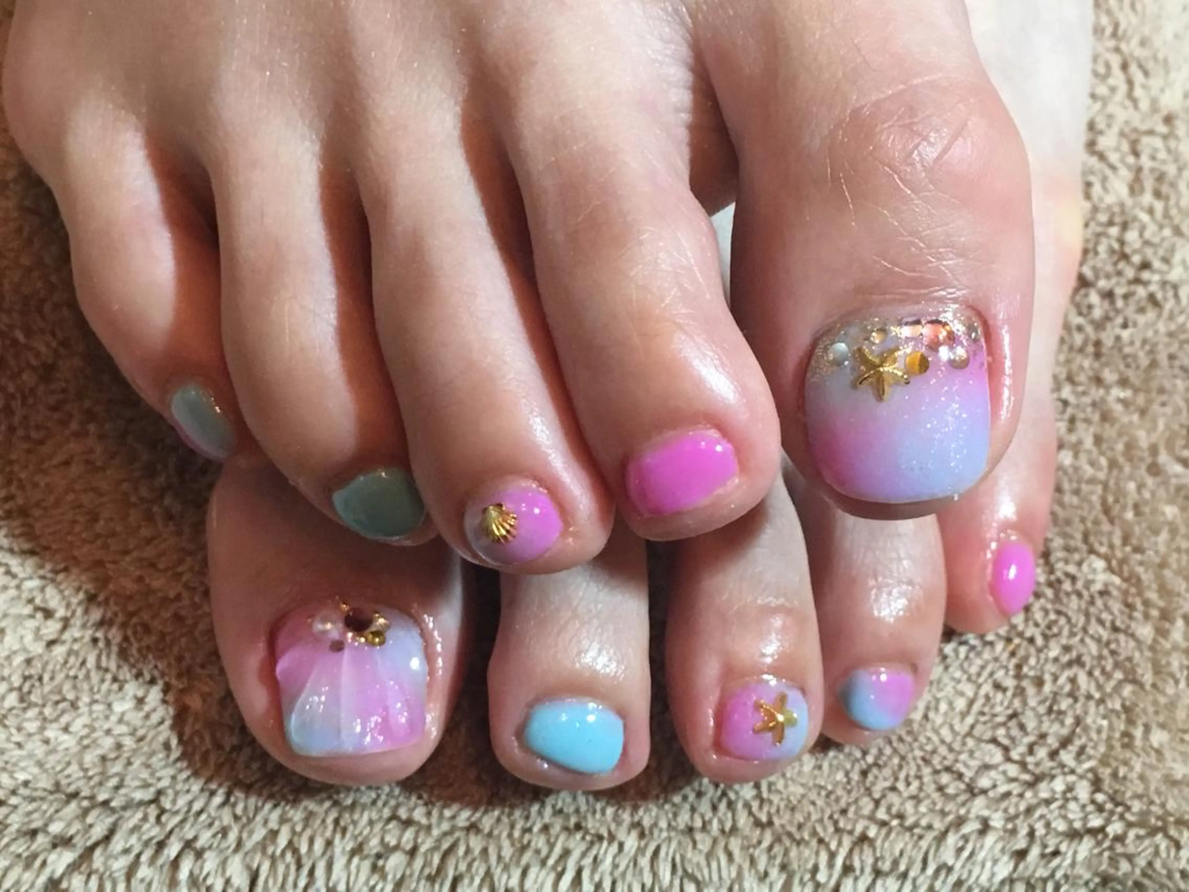 ネイル 古川 里美のネイルデザイン