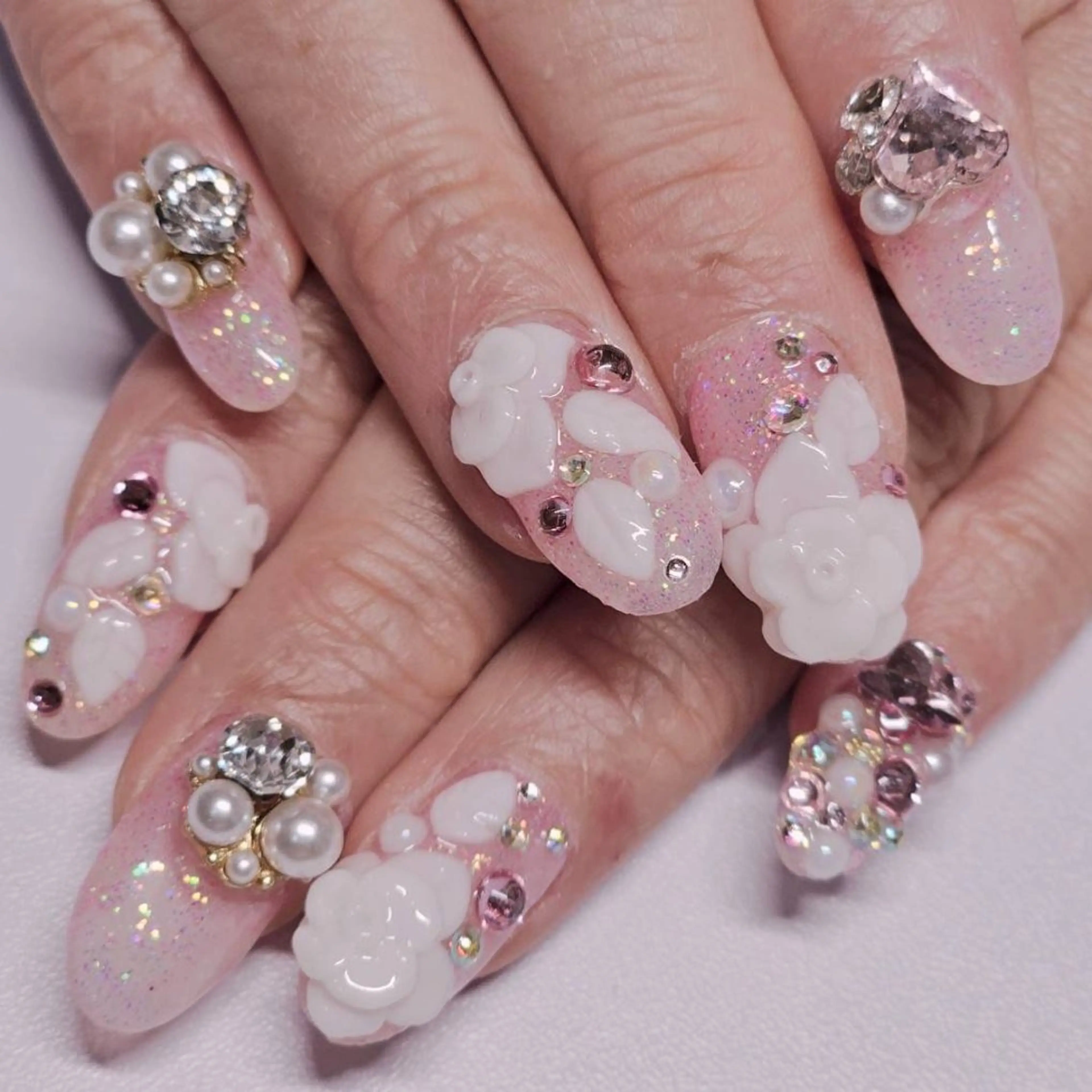 ネイル オーロラネイル ラメ(グリッター) ワンカラーネイル ピンク 春ネイル ハンドネイル よしだ ひろきのネイルデザイン