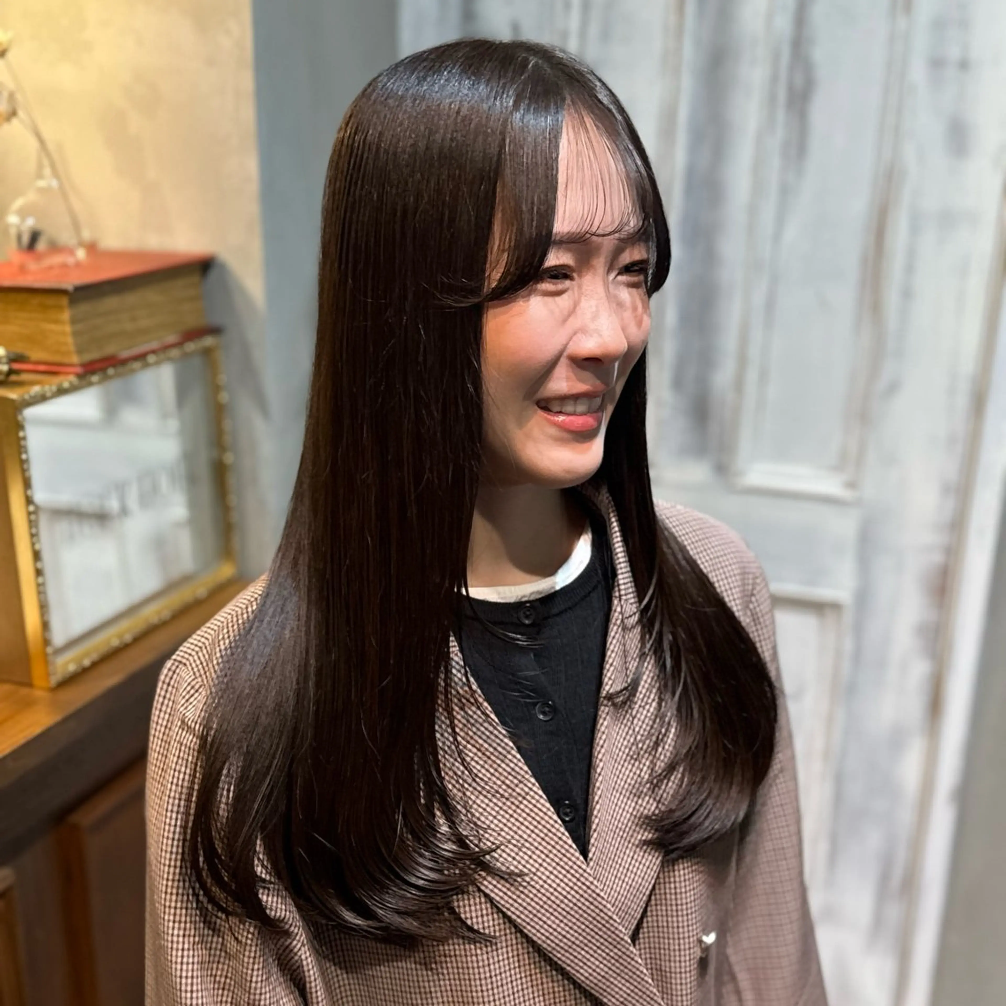 ロング カット ヘアカラー むらたねね🌻 艶髪🫧韓国ヘアのヘアスタイル