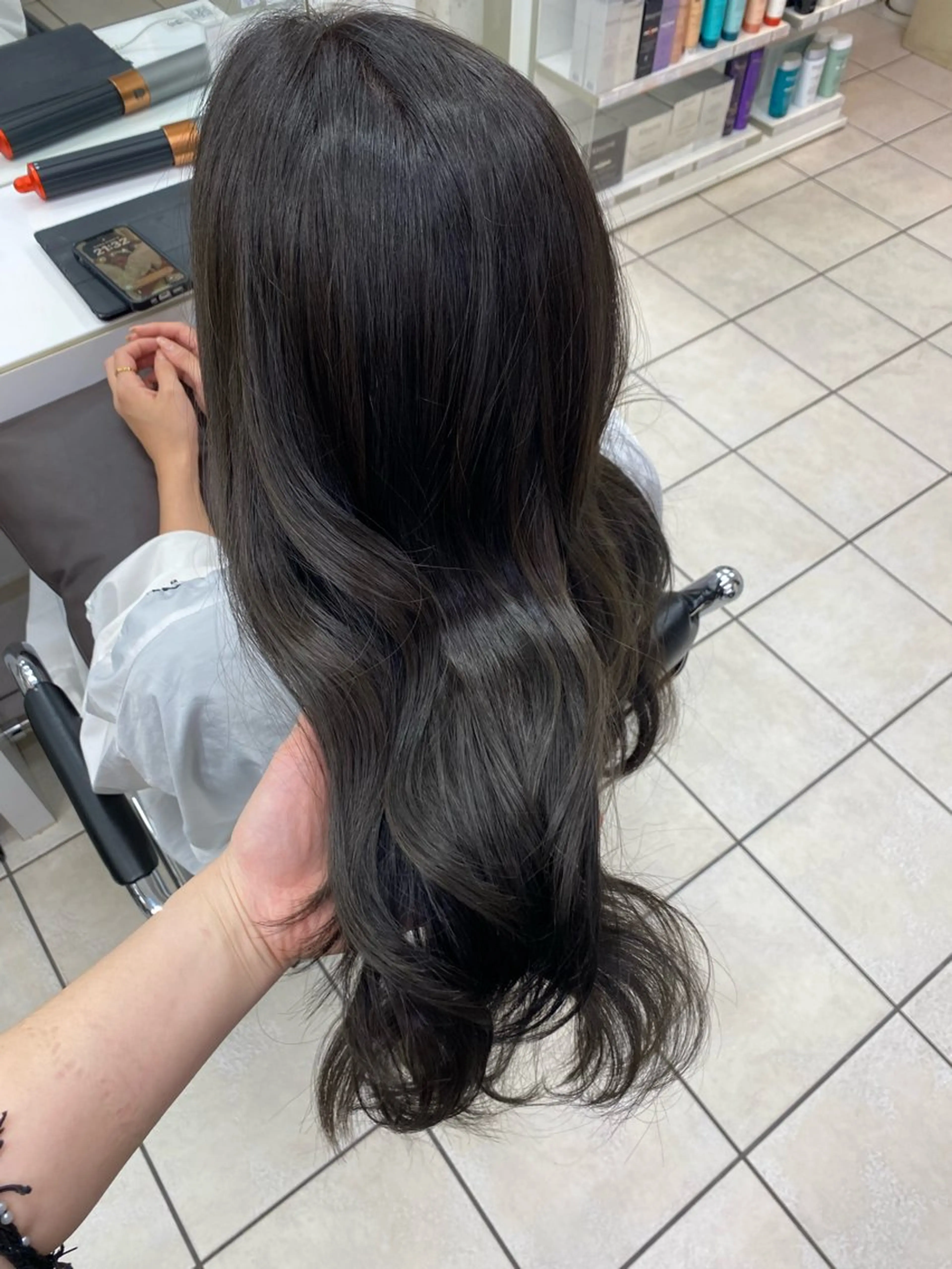 セミロング カラー TONI&GUY   EBISU所属・星野 菜月のヘアスタイル