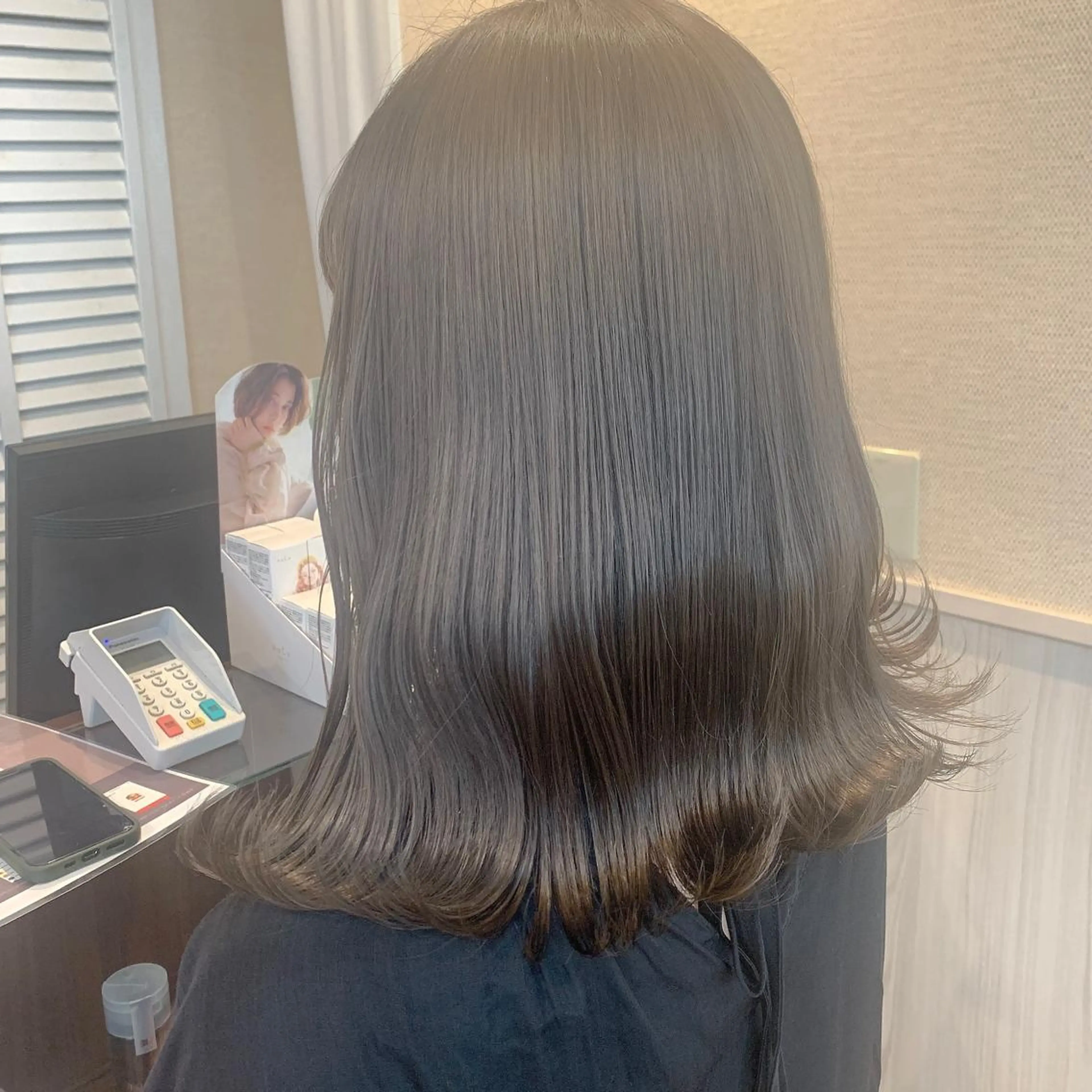 ミディアム カラー ヘアカラー NUMBER_ ユイナのヘアスタイル