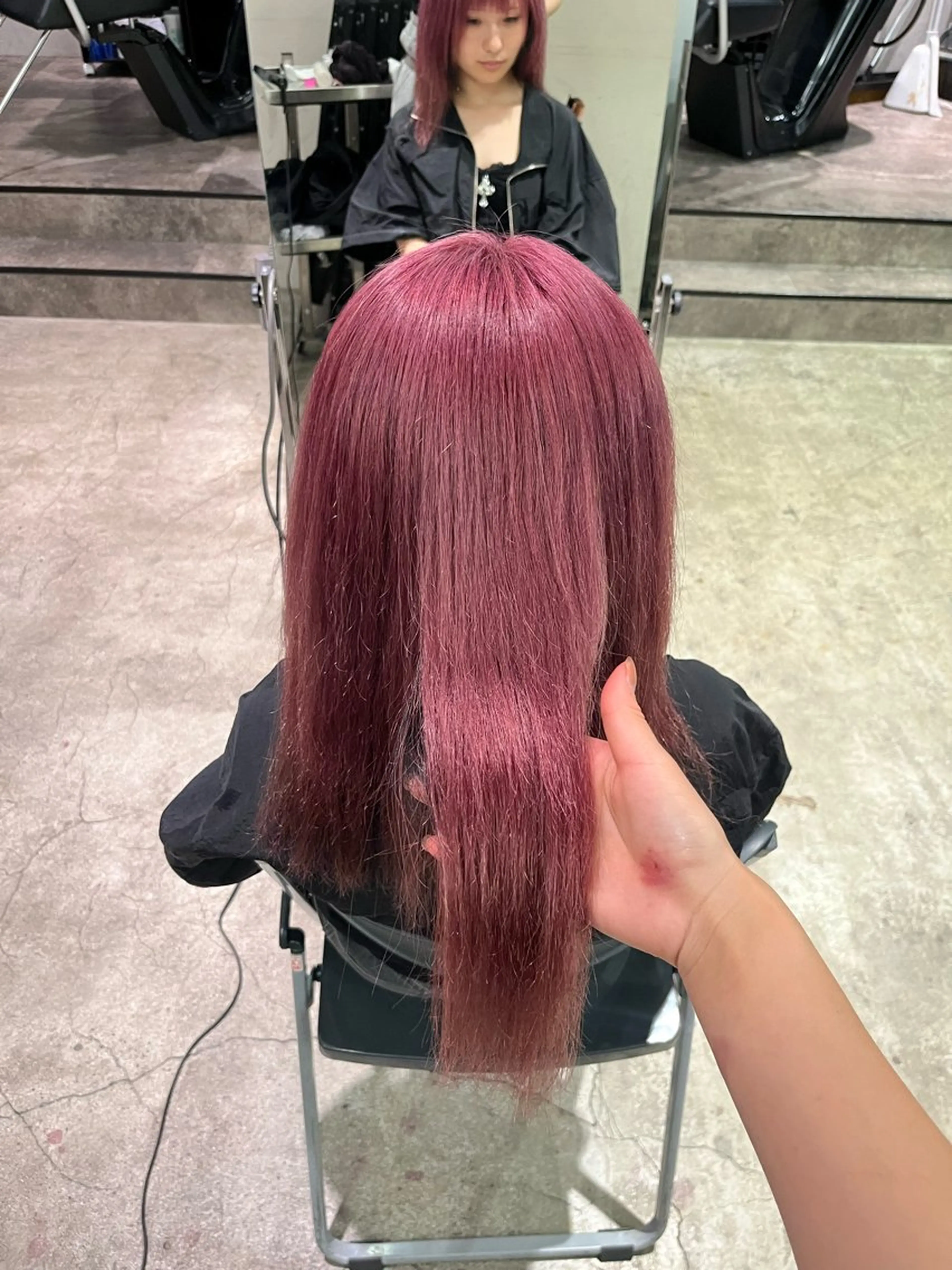 ロング ヘアカラー ぷつっとボブ/ ブリーチ/池袋ももなのヘアスタイル