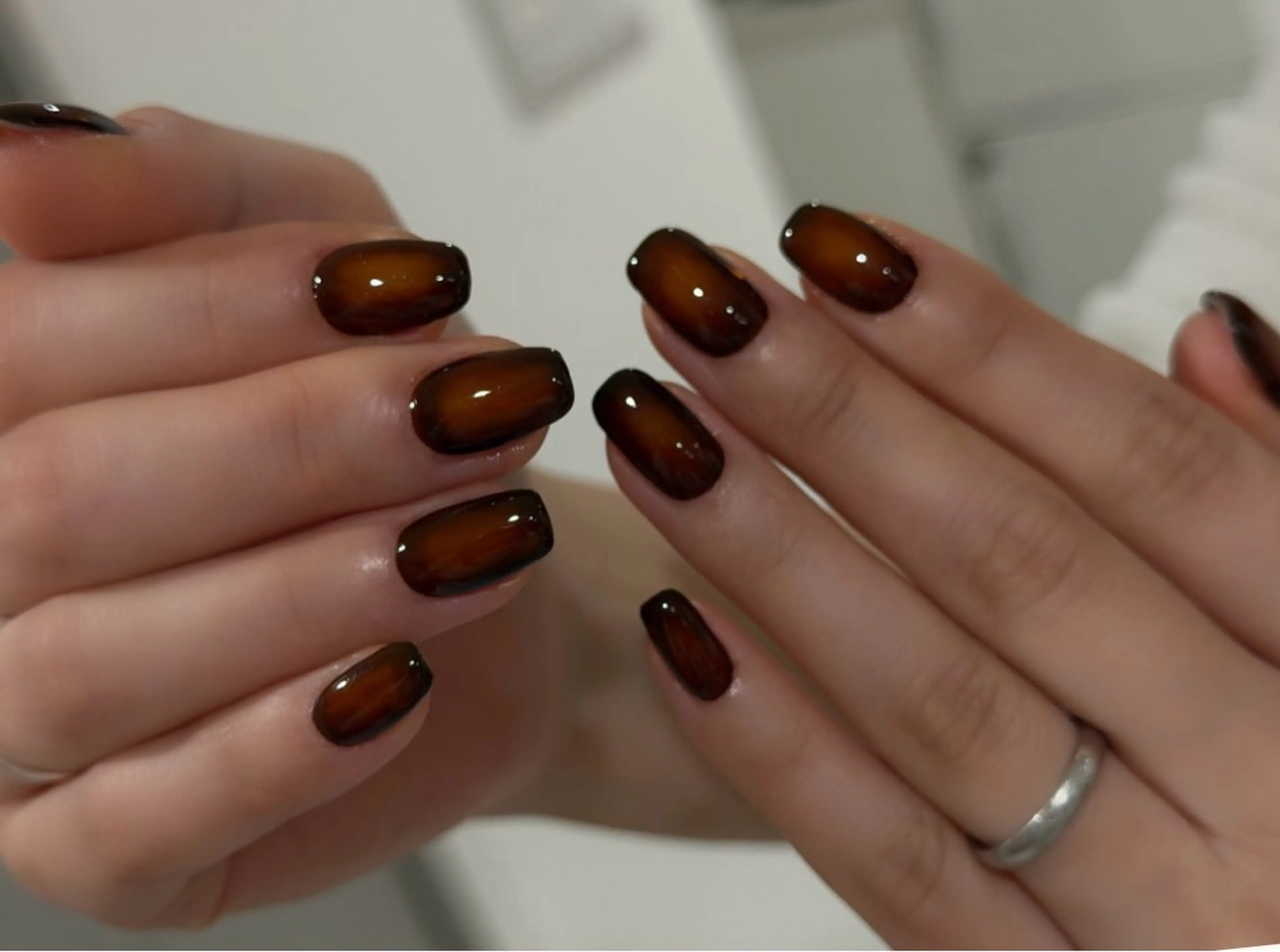 ネイル ブラウン グラデーション ハンドネイル ANOVA所属・ANOVA アノヴァのネイルデザイン