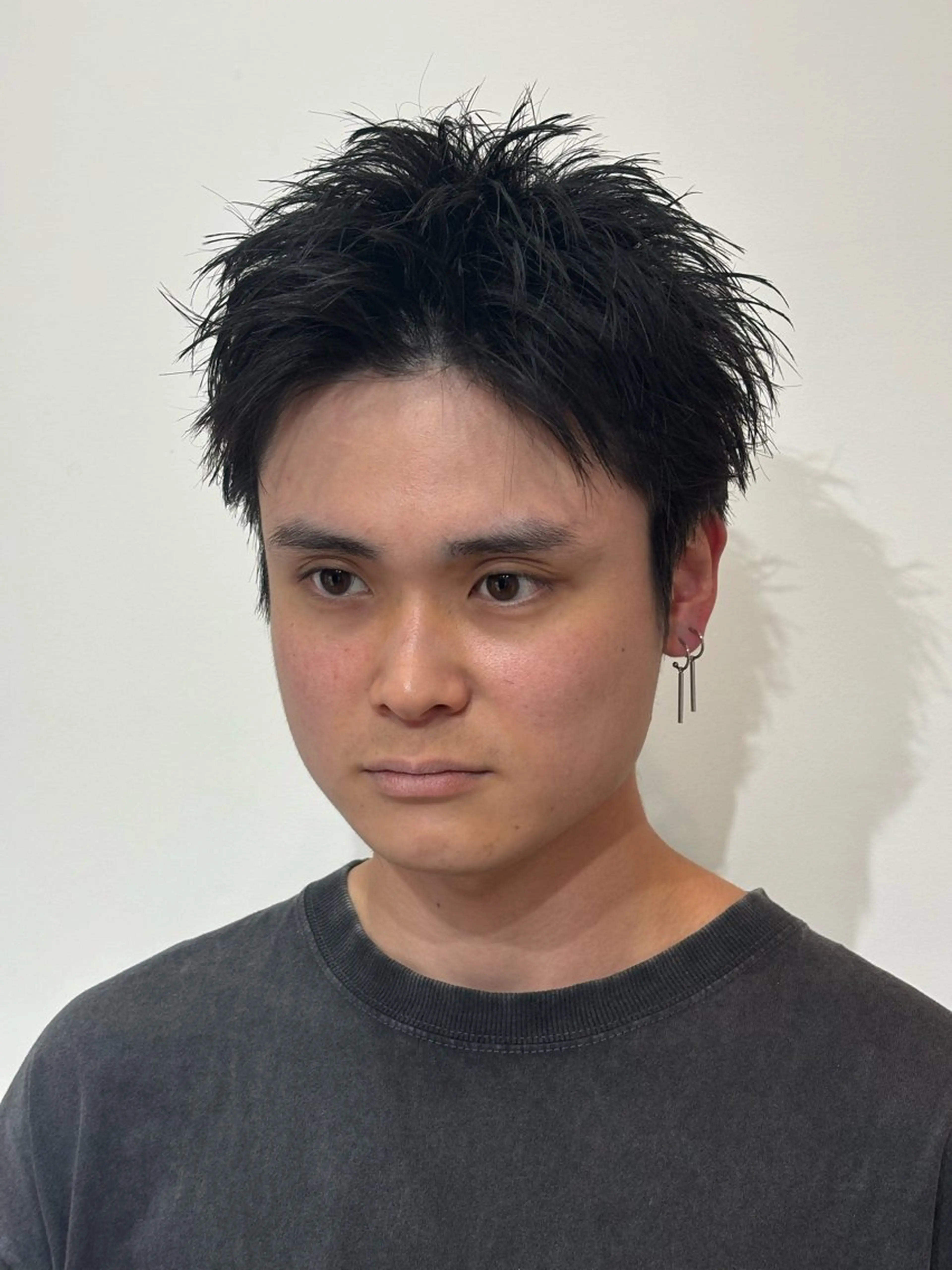 ショート メンズ アップバング メンズショート スパイキーショート ショートヘア カット トリートメント 【店長】メンズ職人 短髪　ハイトーン🔥のヘアスタイル