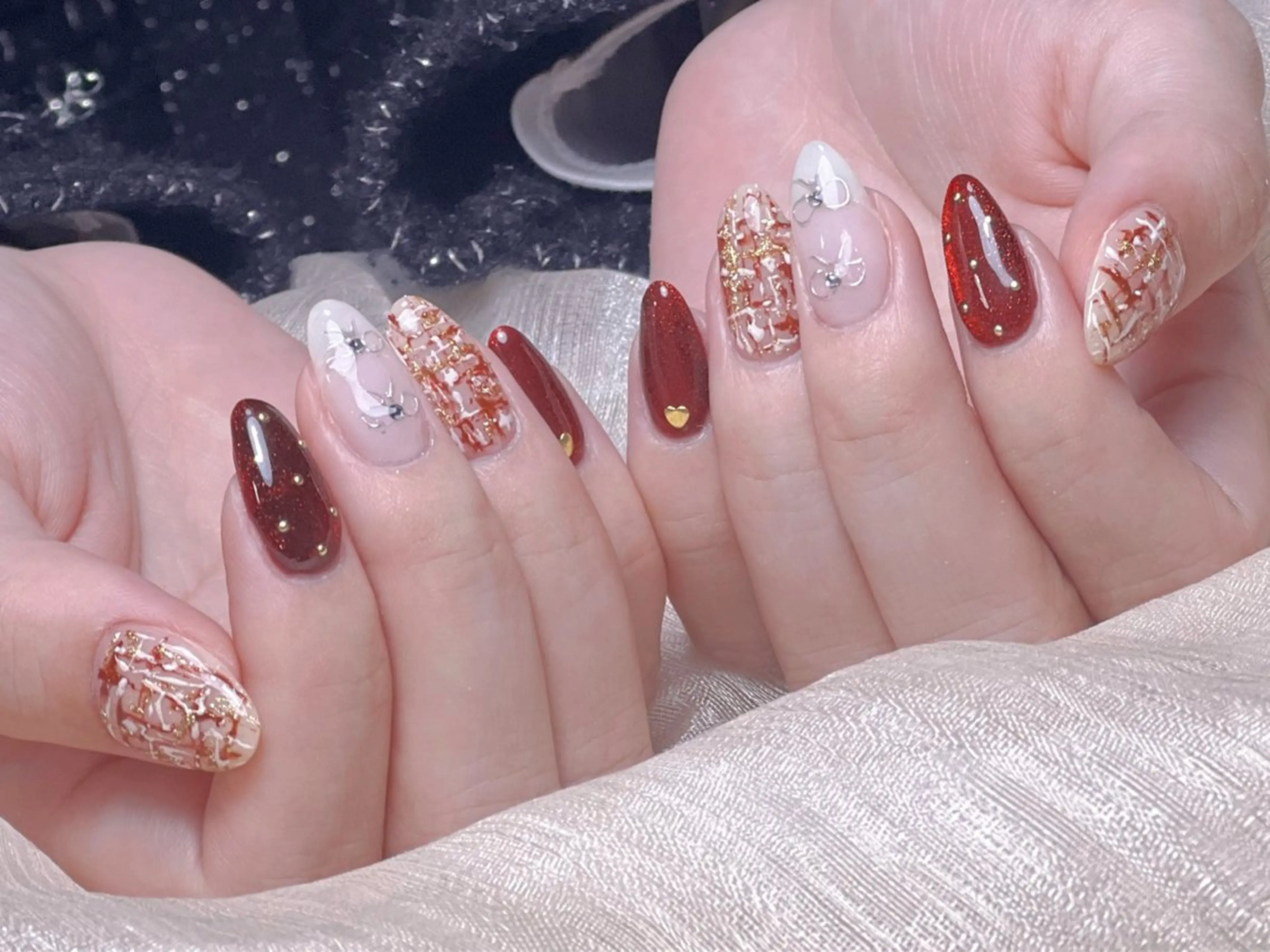 ネイル オーロラネイル チークネイル フレンチネイル ジェルネイル ガラスフレンチ ハンドネイル Nail Jolie所属・Nail Jolieのネイルデザイン