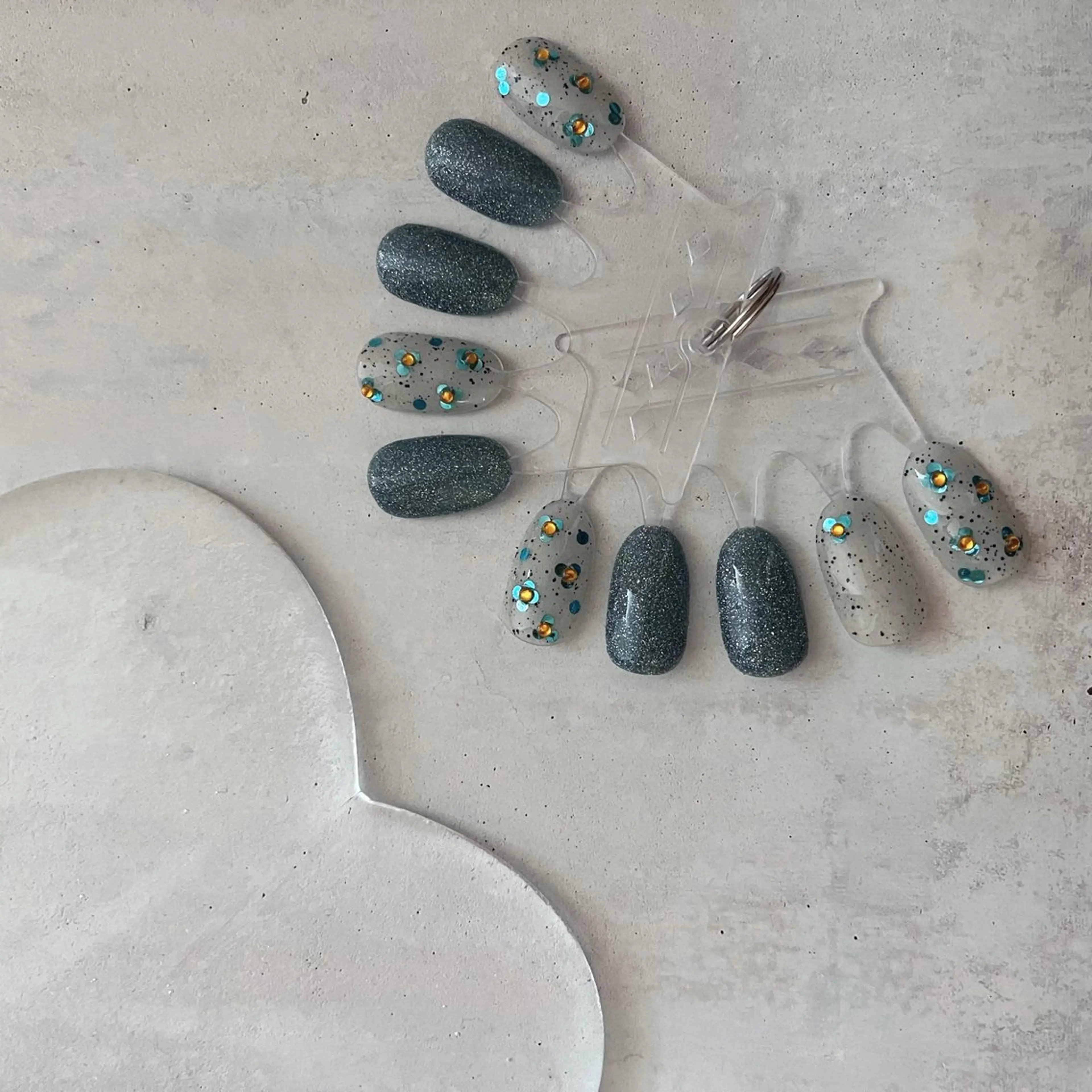 ネイル フットネイル K Aのネイルデザイン