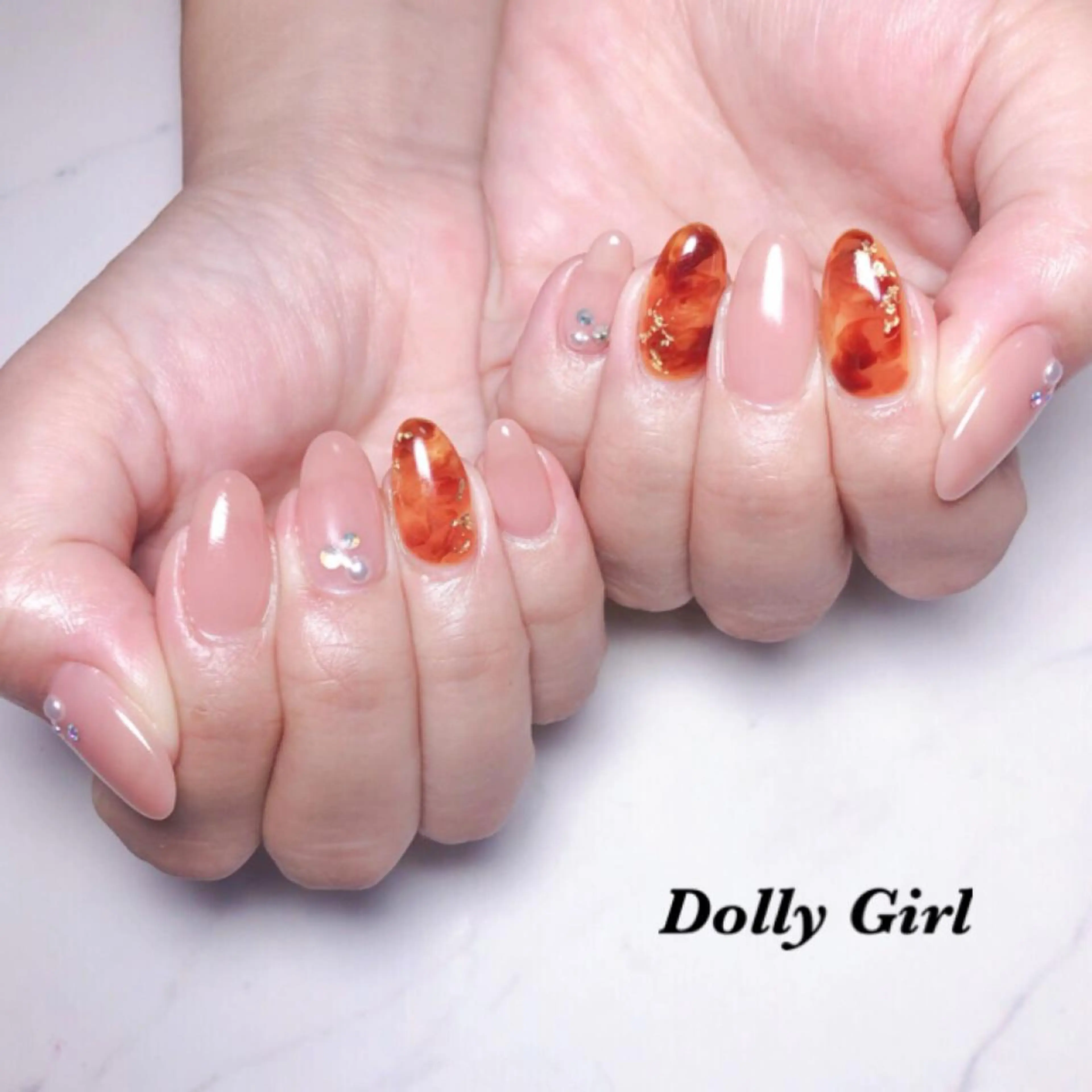 ネイル ストーンネイル 個室ネイルサロンDolly  Girl〜ドーリーガール〜所属・DollyGirl KYOKOのネイルデザイン