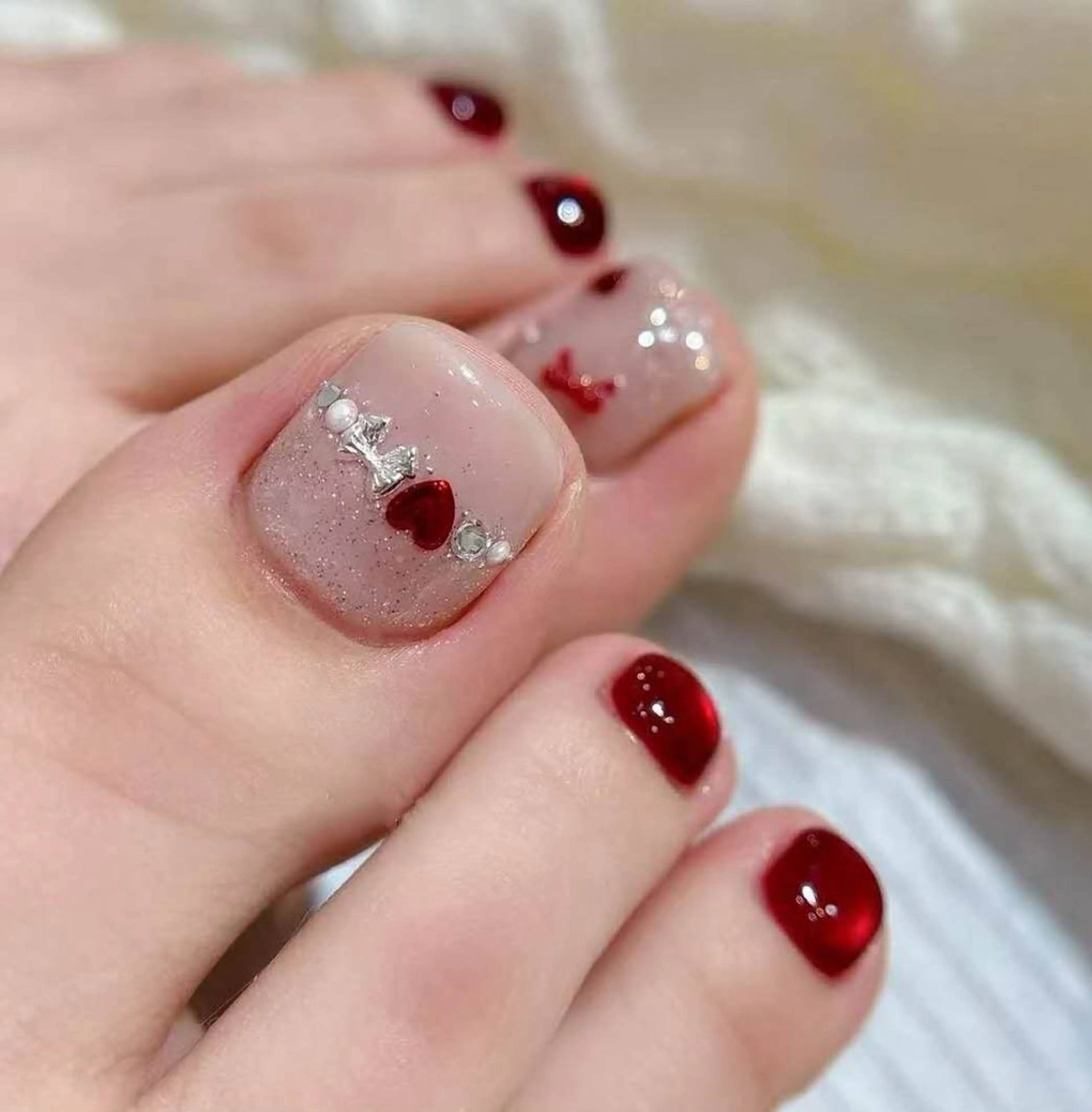 ネイル フラワーネイル フレンチネイル ジェルネイル ガラスフレンチ ハート フットネイル 相沢 さやかのネイルデザイン