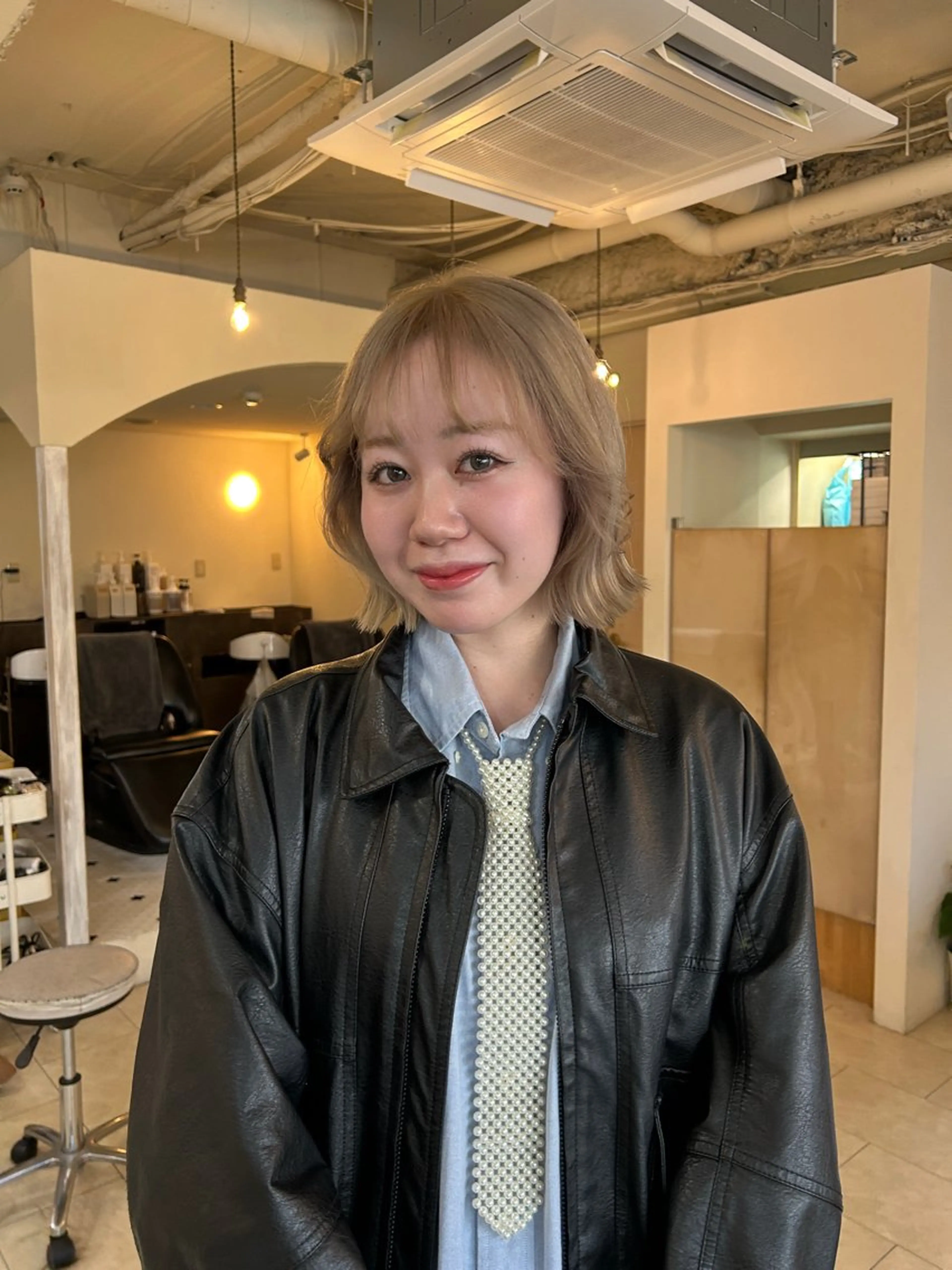 ショート Maho/海外 レイヤー/ハイトーンのヘアスタイル