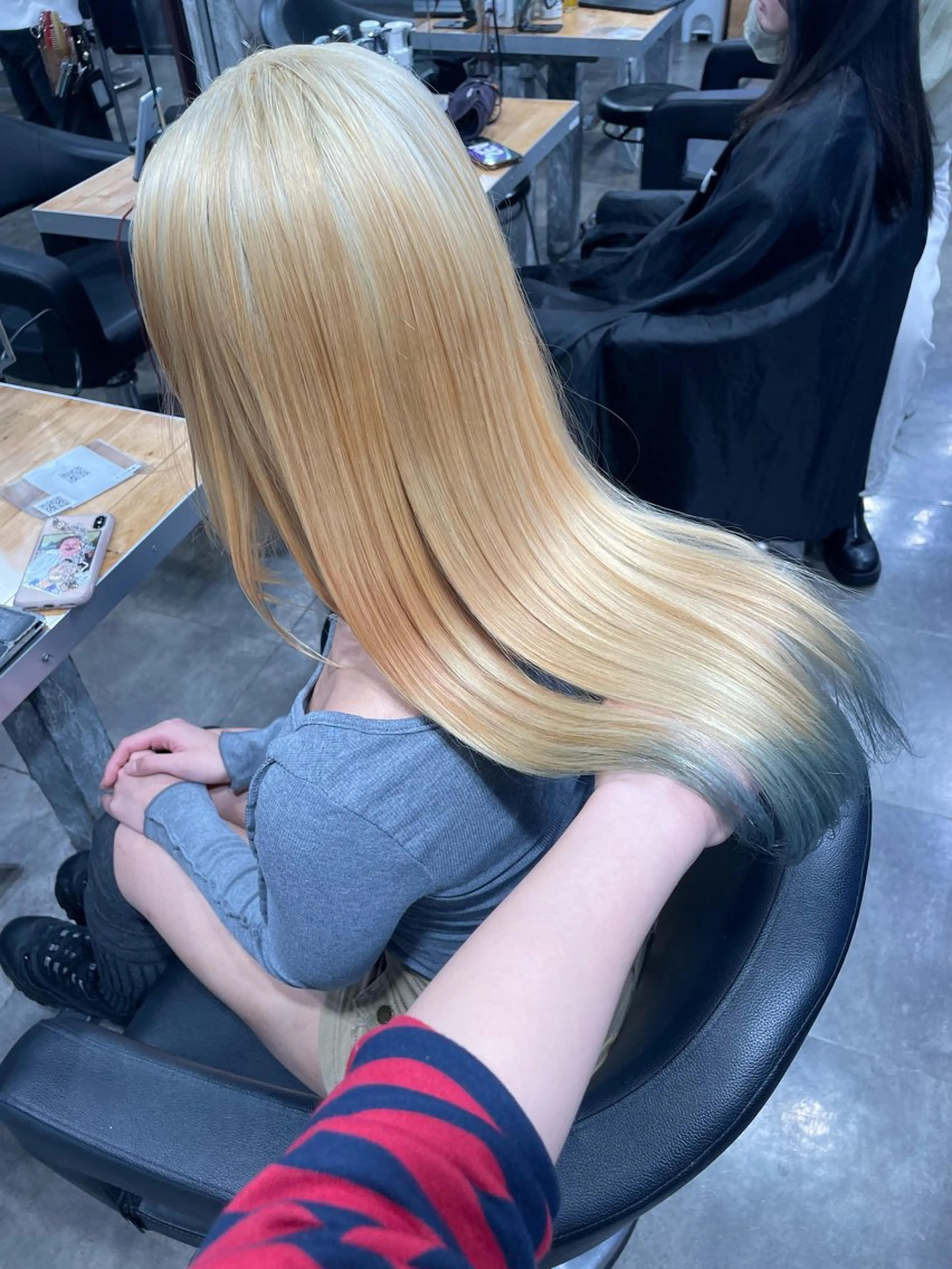 ロング カラー ヘアカラー トリートメント ハイトーン 横浜💞ミオのヘアスタイル