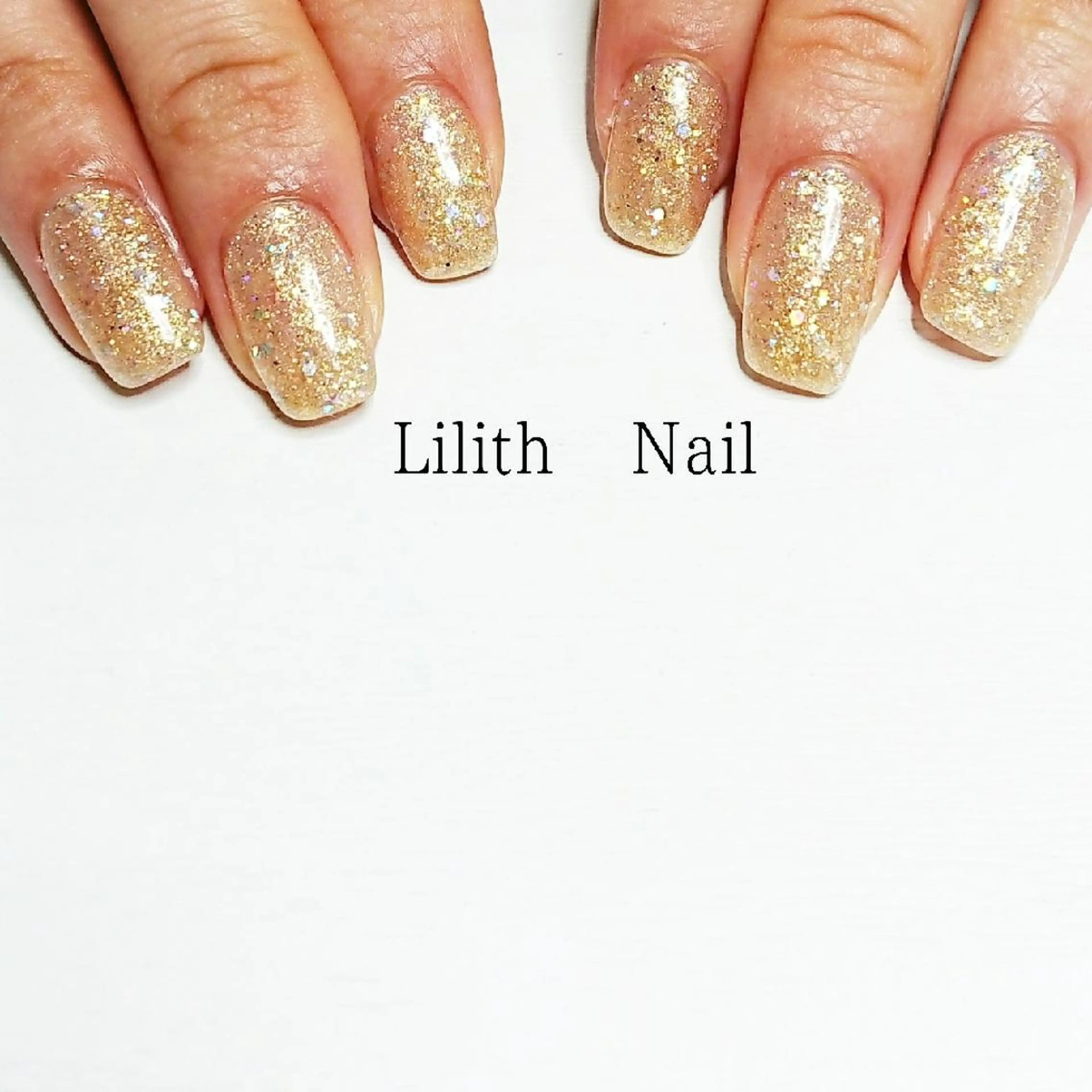 ネイル ラメ(グリッター) ワンカラーネイル ハンドネイル Lilith Nailのネイルデザイン