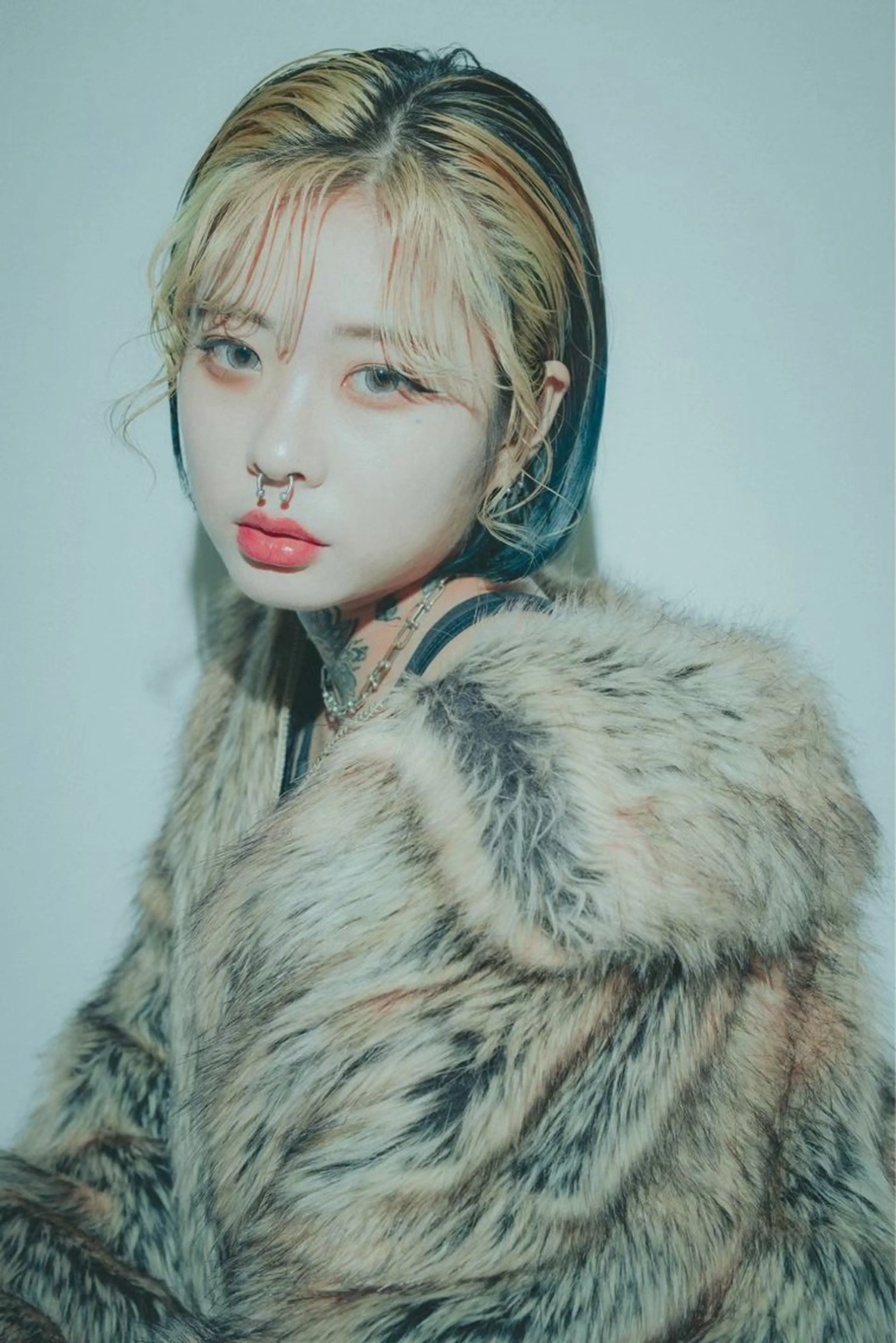 カラー ヘアカラー 中川 諒祐のヘアスタイル