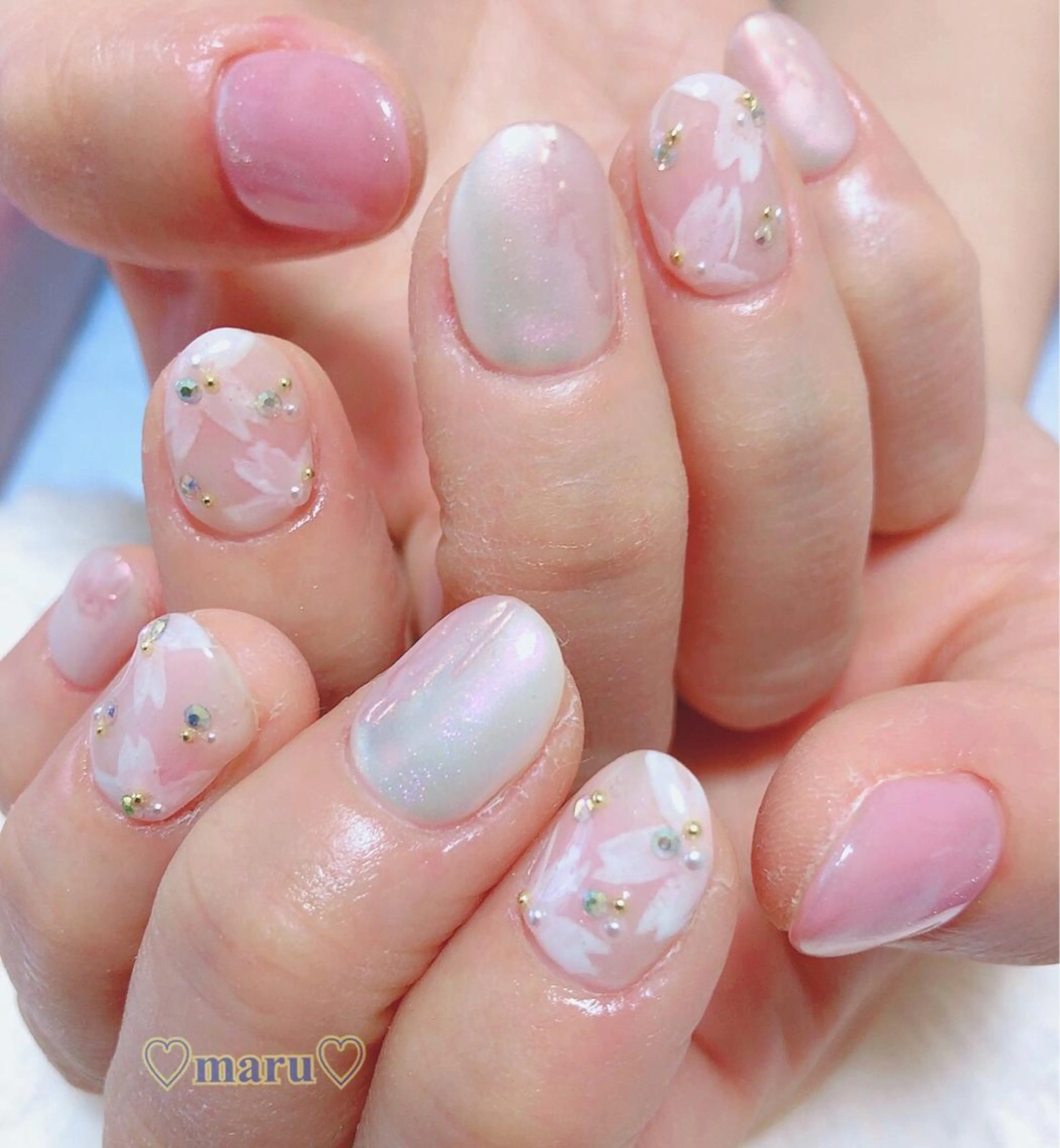 ネイル ハンドネイル フットネイル まるみ ♡のネイルデザイン