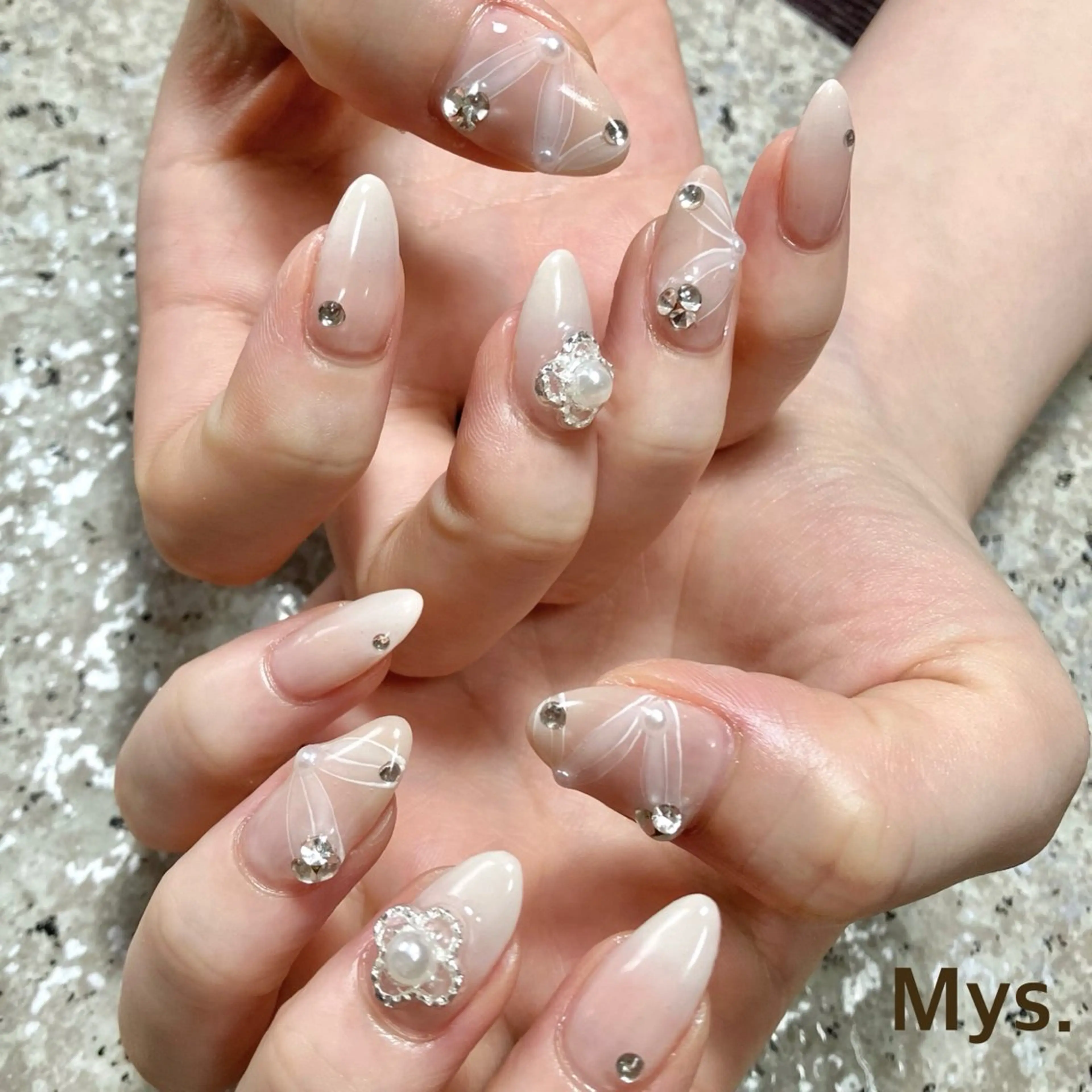 ネイル ハンドネイル Mys. 三上紗紀のネイルデザイン