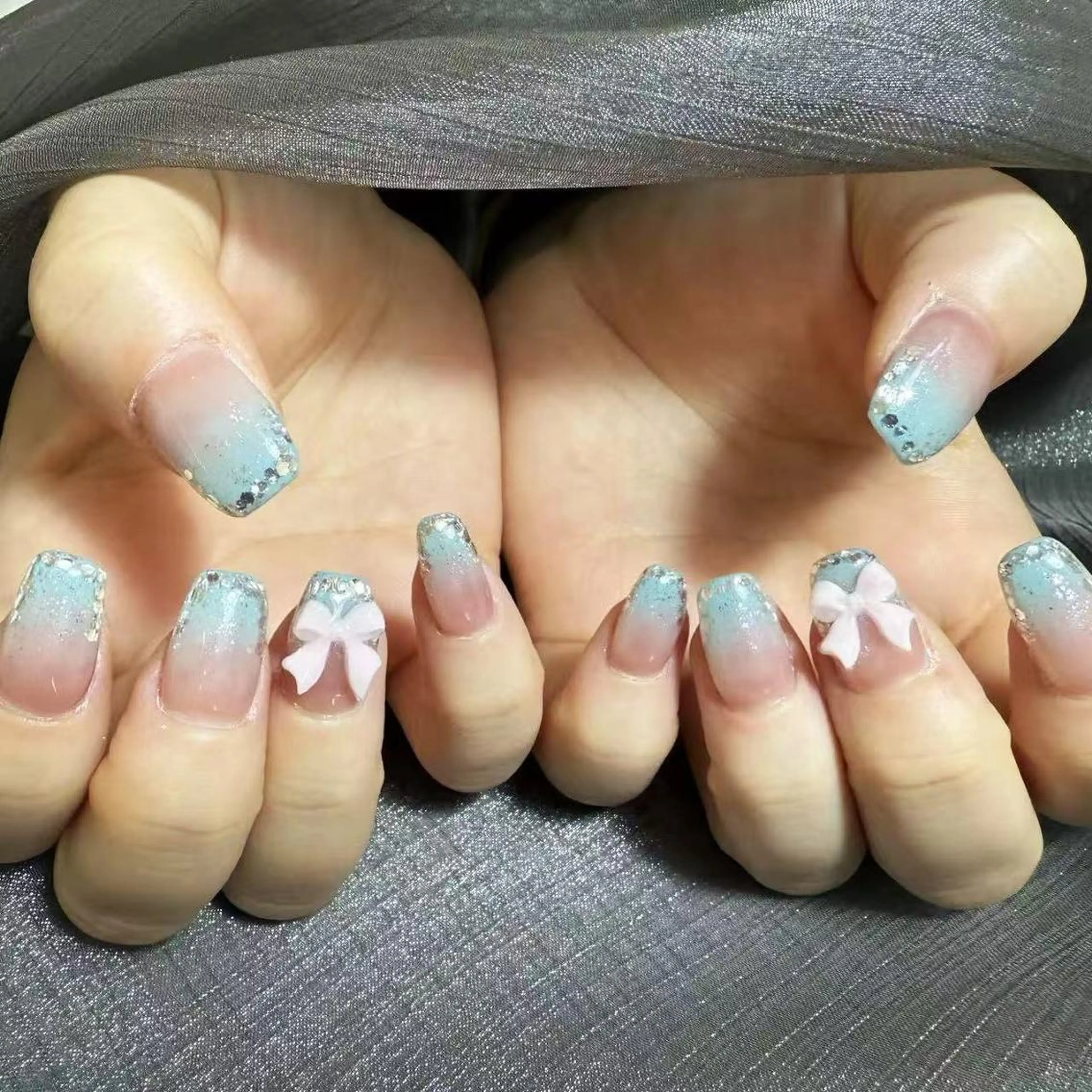 ネイル アートネイル オーロラネイル ガーリー キラキラネイル 韓国ネイル ハンドネイル DIAMOND NailStudioのネイルデザイン