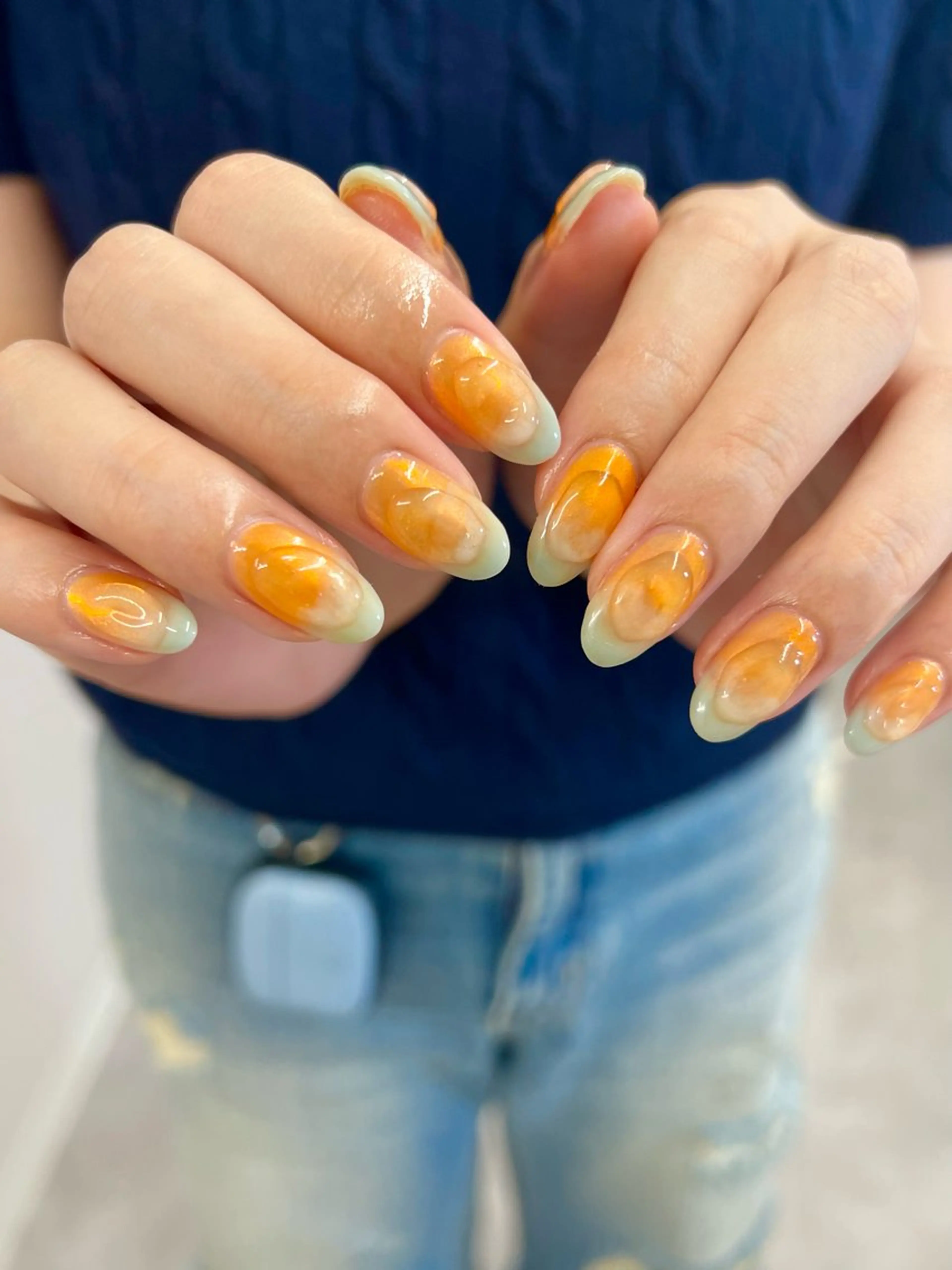 ネイル ジェルネイル グラデーション マグネットネイル ニュアンスネイル オレンジ ハンドネイル ハンドケア Bana_ Nailのネイルデザイン