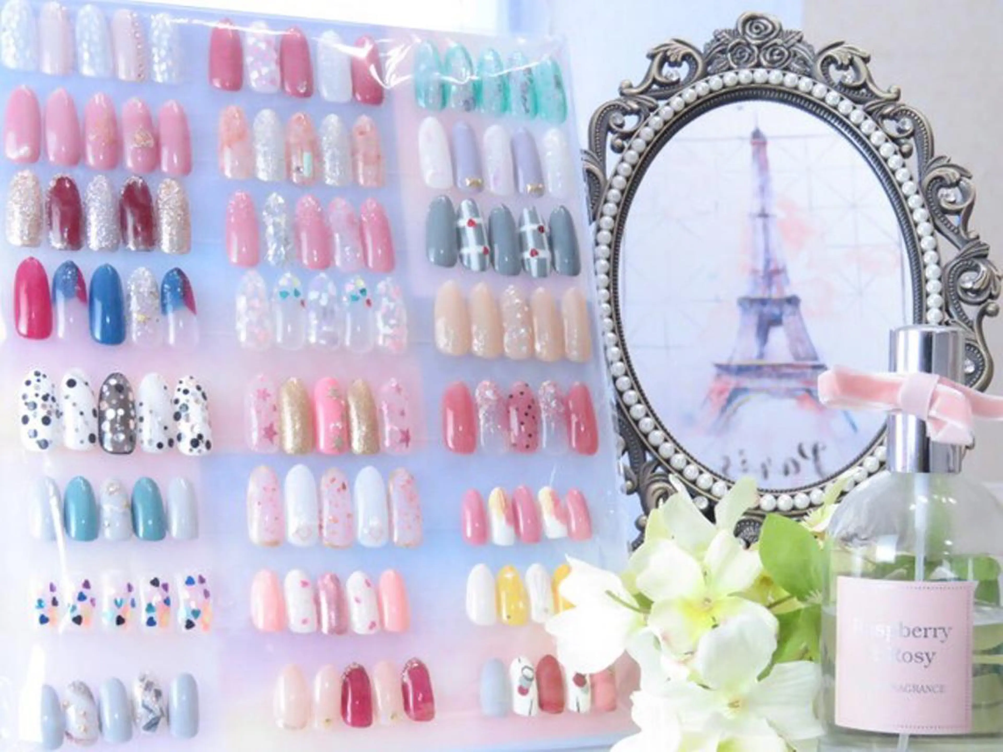 ネイル ハンドネイル マジックミラー所属・マジック ミラーのネイルデザイン