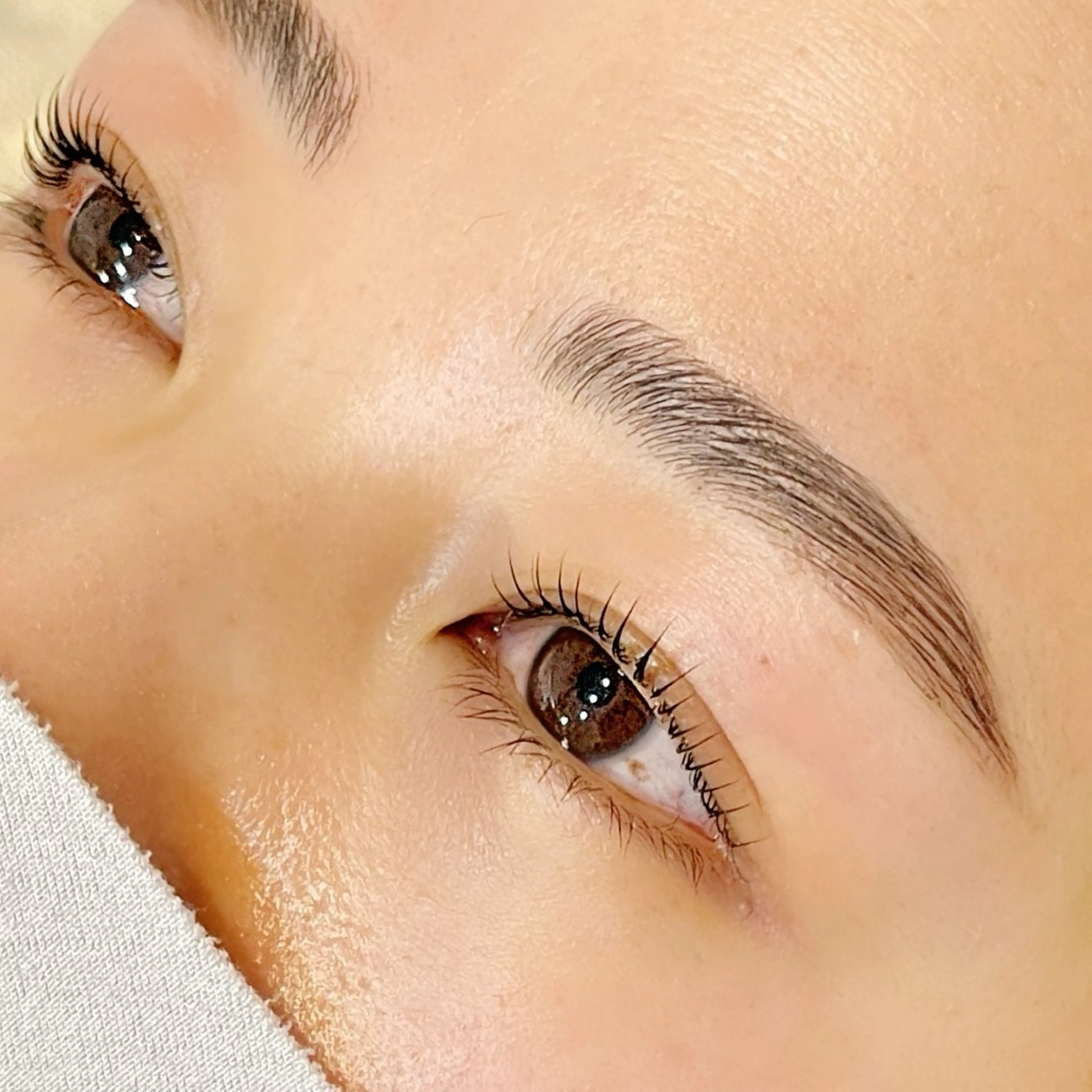 アイブロウ MMM研究所名駅店 津賀のマツエク・マツパデザイン