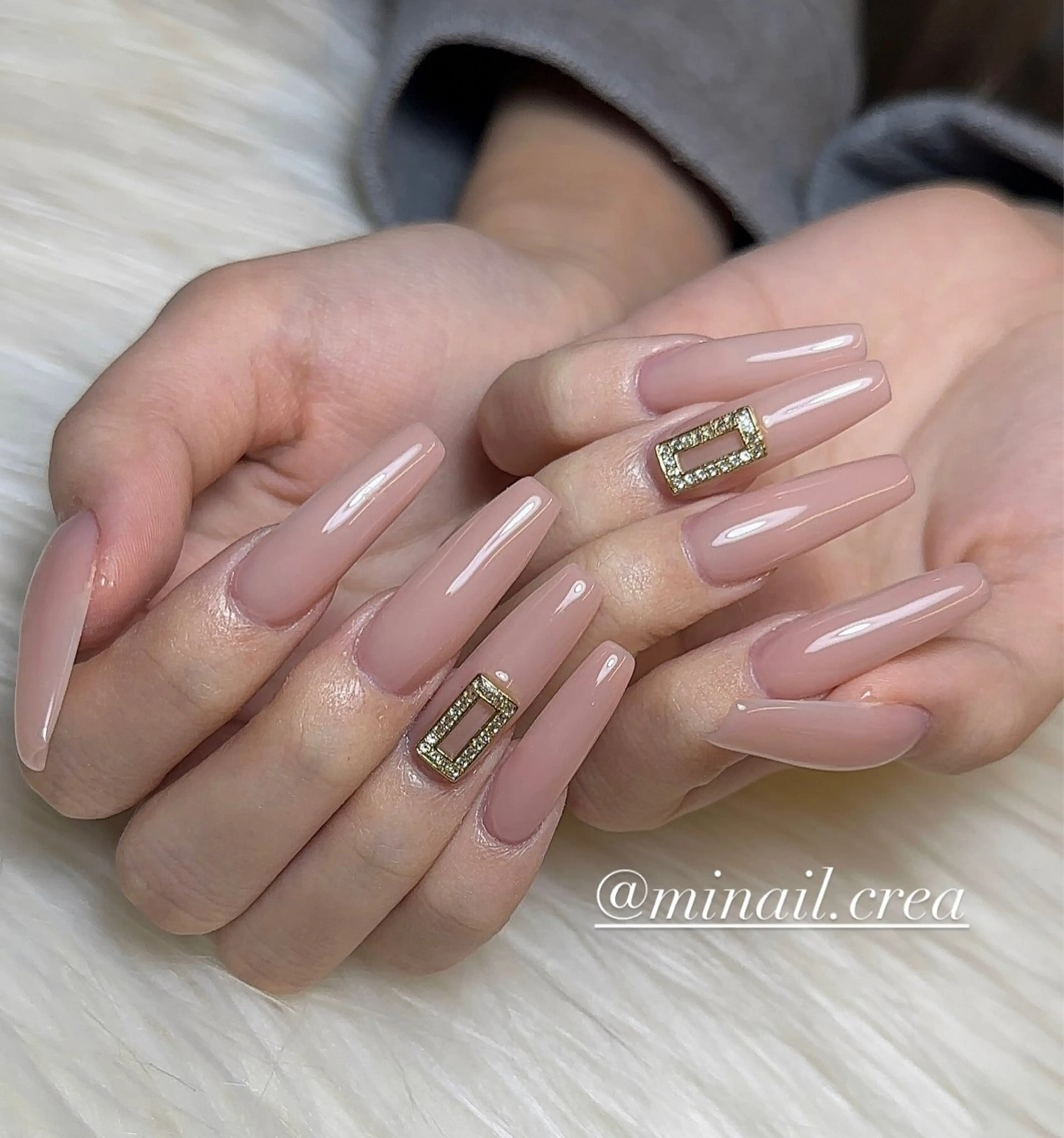 ネイル キラキラネイル ロングネイル オフィスネイル スカルプネイル シンプルネイル CRéA　-private nailsalon-所属・CReA nailのネイルデザイン