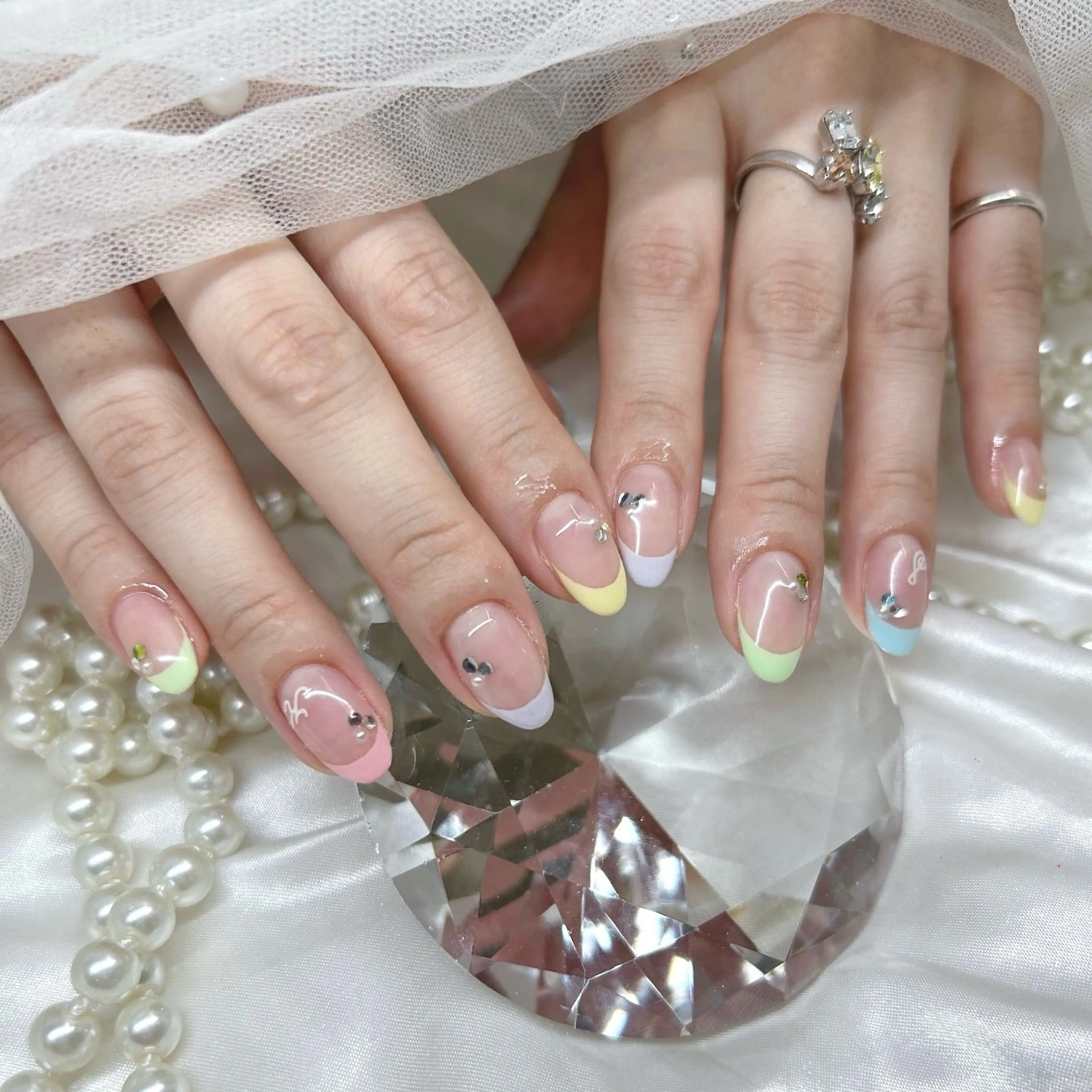 ミディアム ハンドネイル Nailsalon Angeのネイルデザイン