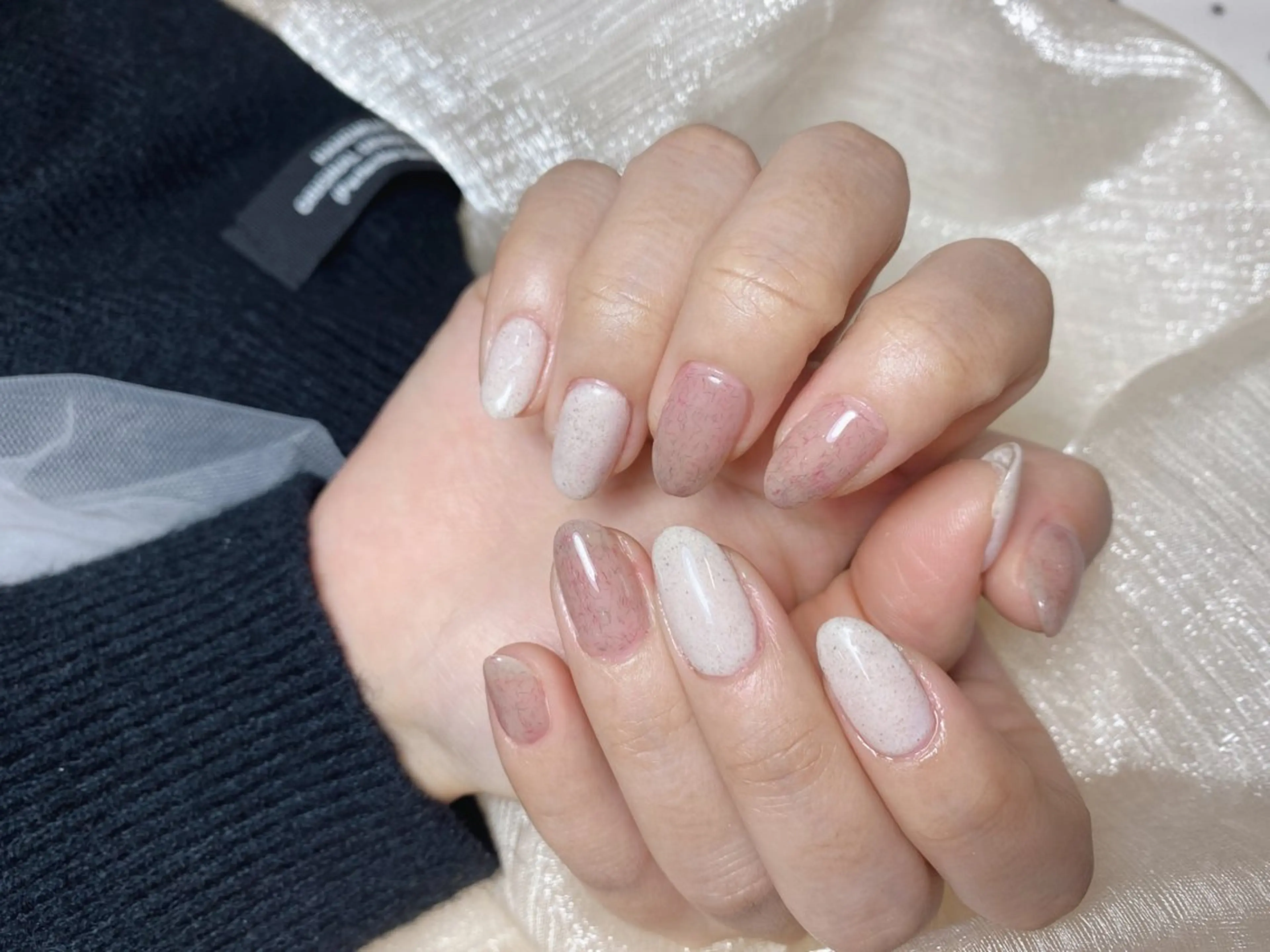 当サロン人気NO.1 {パラジェル付け}[Hand]ワンカラー/ラメグラ700色以上★2色まで選びok💖の写真