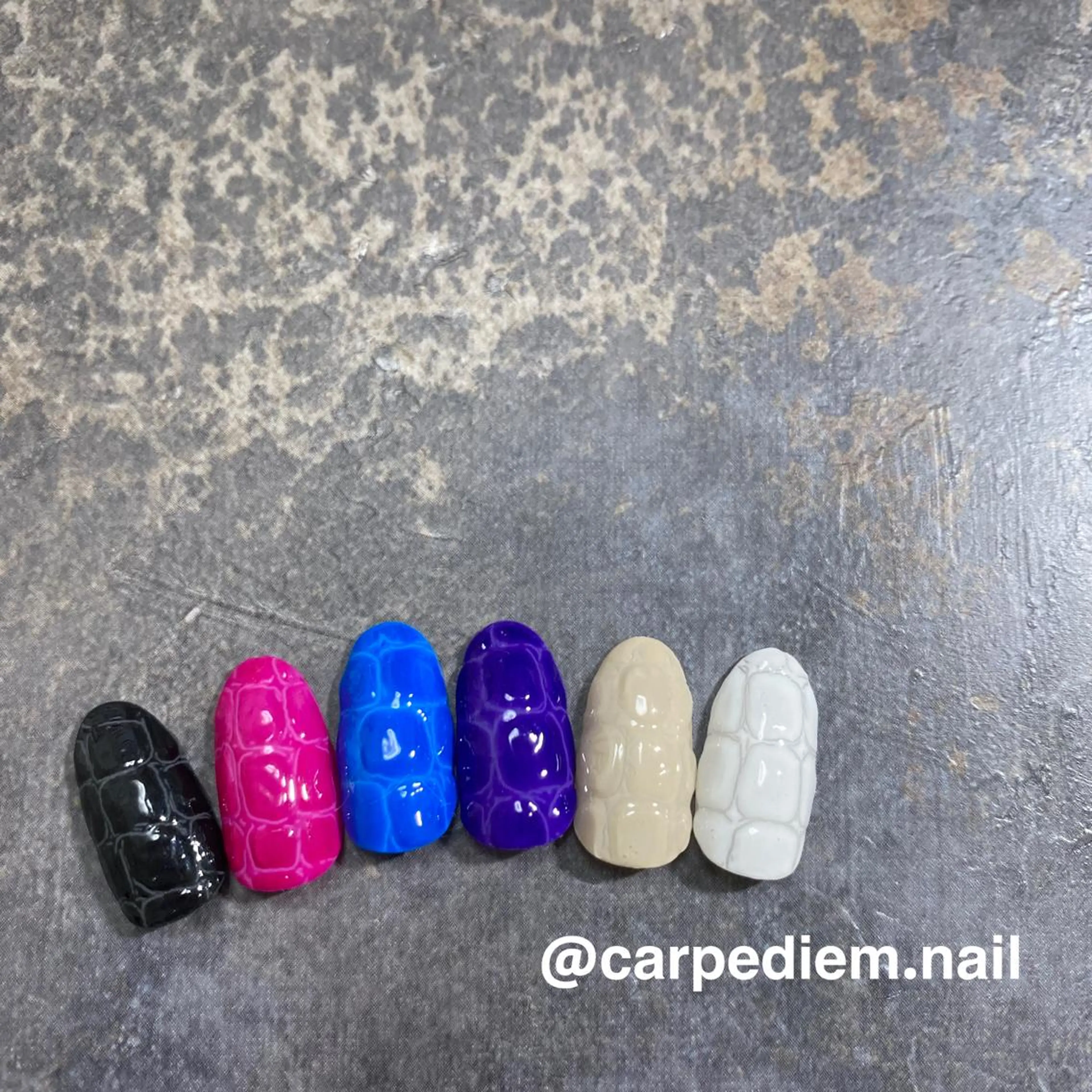 ネイル 城東区ネイルサロン carpediemのネイルデザイン