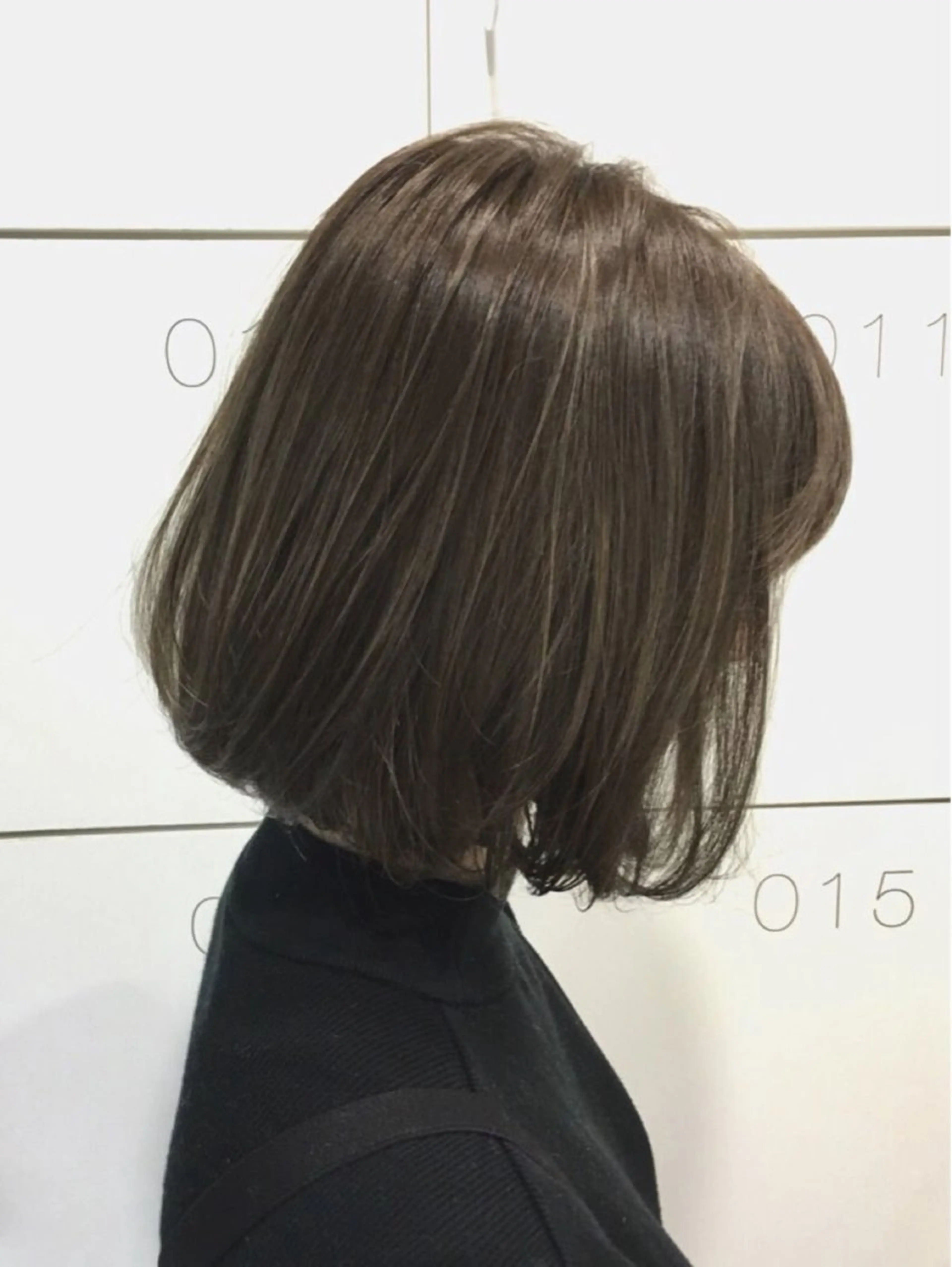 ショート カラー パーマ ボブ 森山 陽菜のヘアスタイル