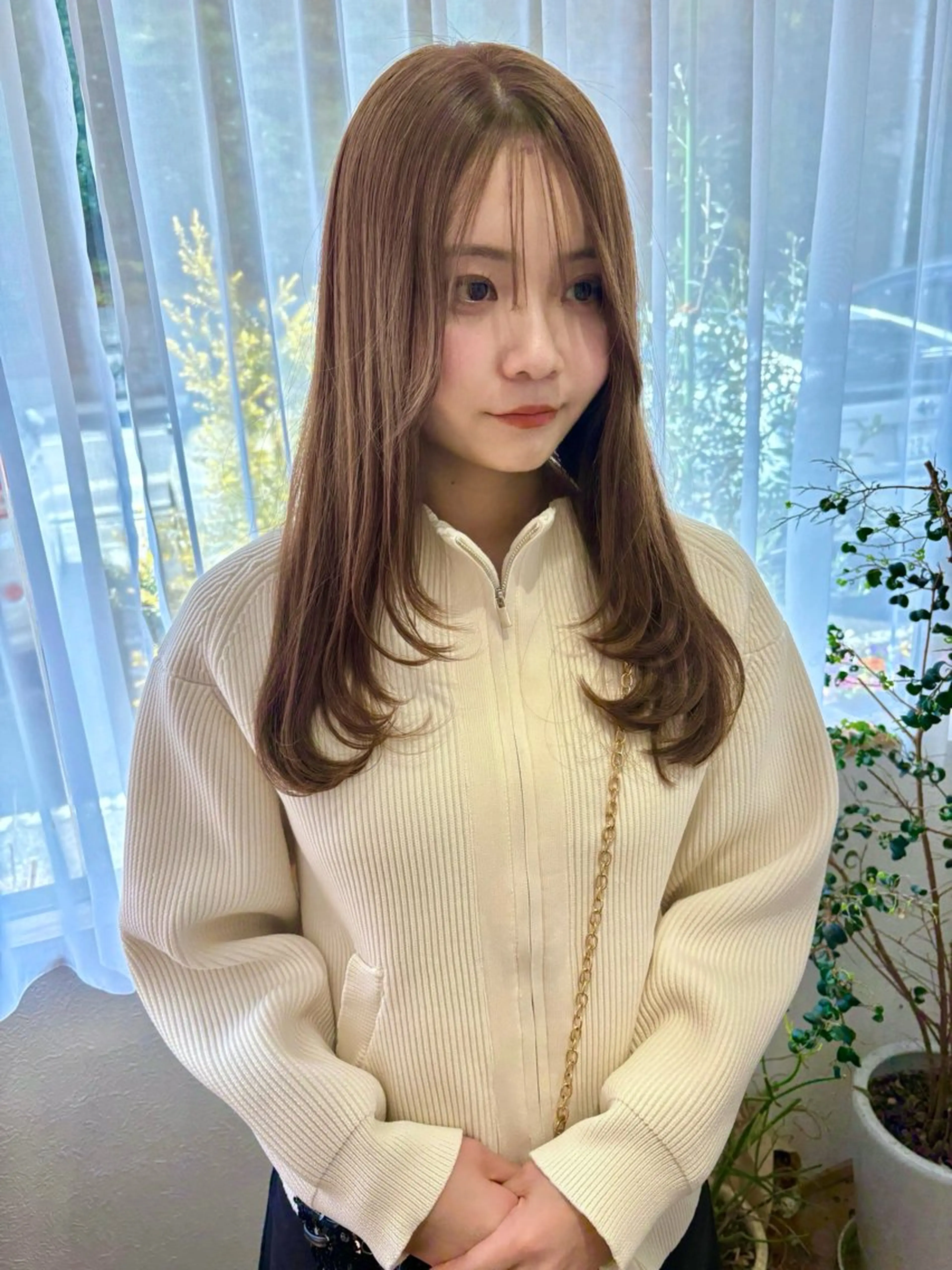 セミロング merc. 福田茜のヘアスタイル