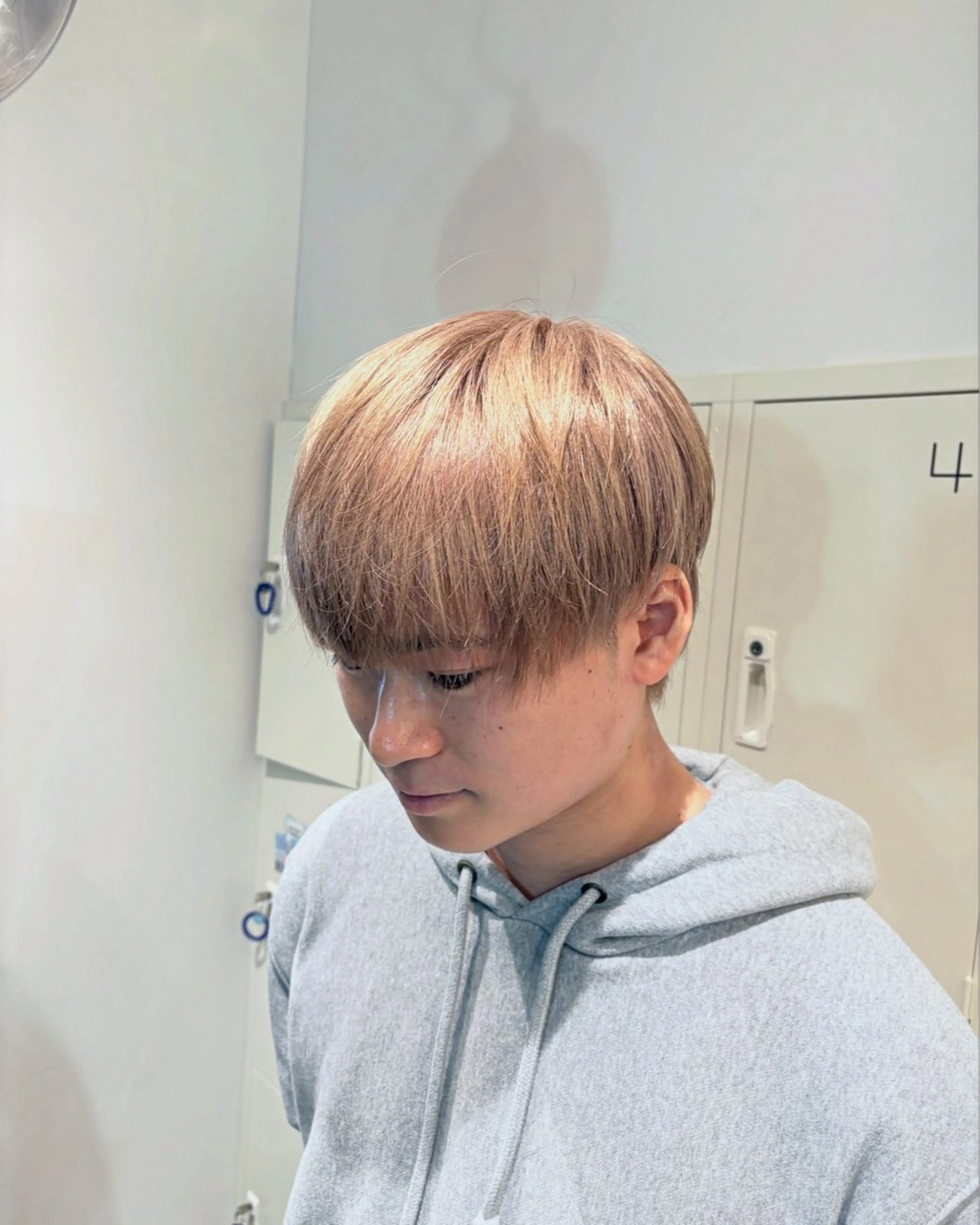 カラー メンズ マッシュ ベージュカラー ミルクティーベージュ NATSUMI 🐻‍❄️🤍のヘアスタイル