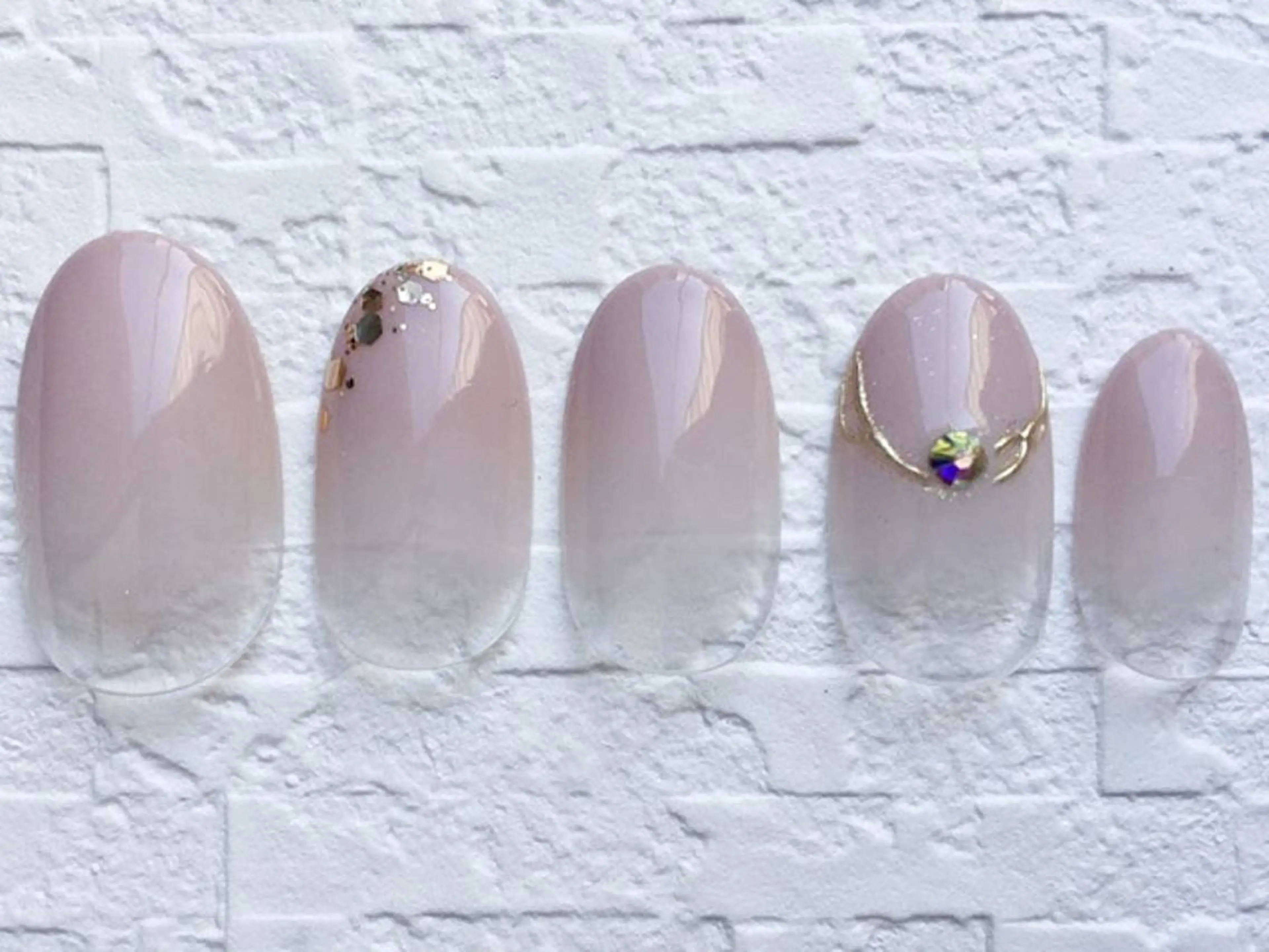 ネイル ハンドネイル Aika. Fのネイルデザイン