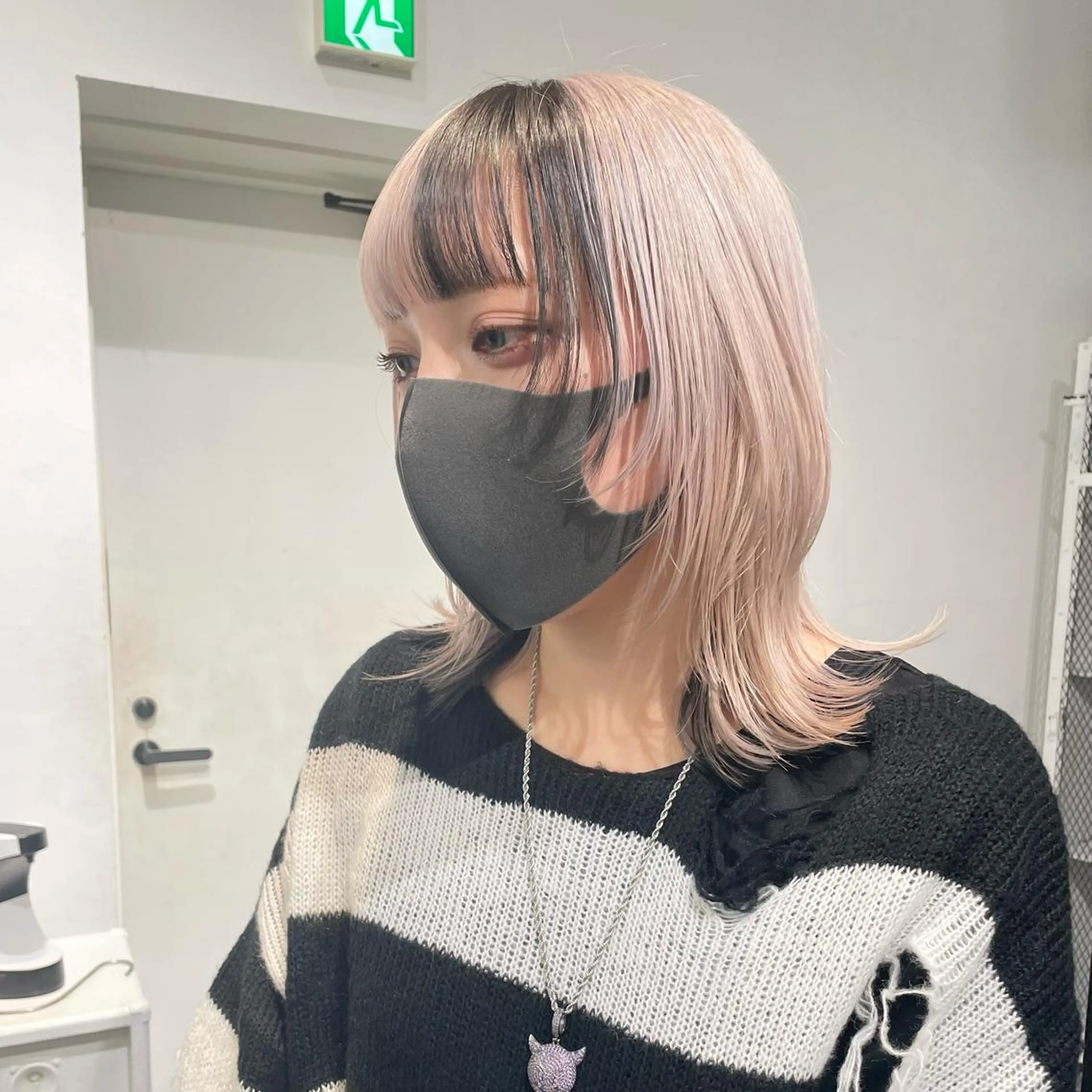 ミディアム カラー ヘアカラー トリートメント 🎀ツヤ髪/韓国 ヘアミカ🎀のヘアスタイル