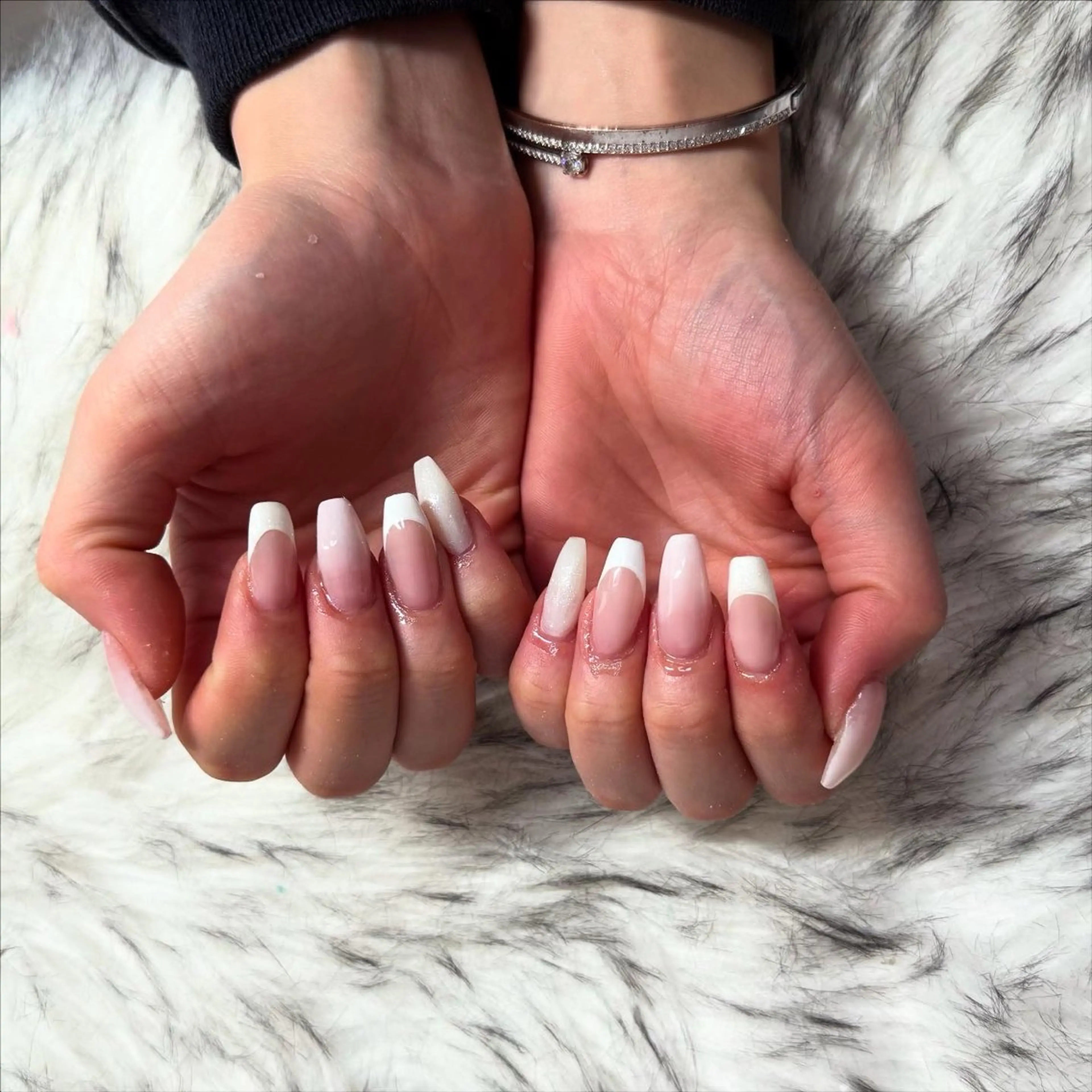 ロング ハンドネイル mao .のネイルデザイン