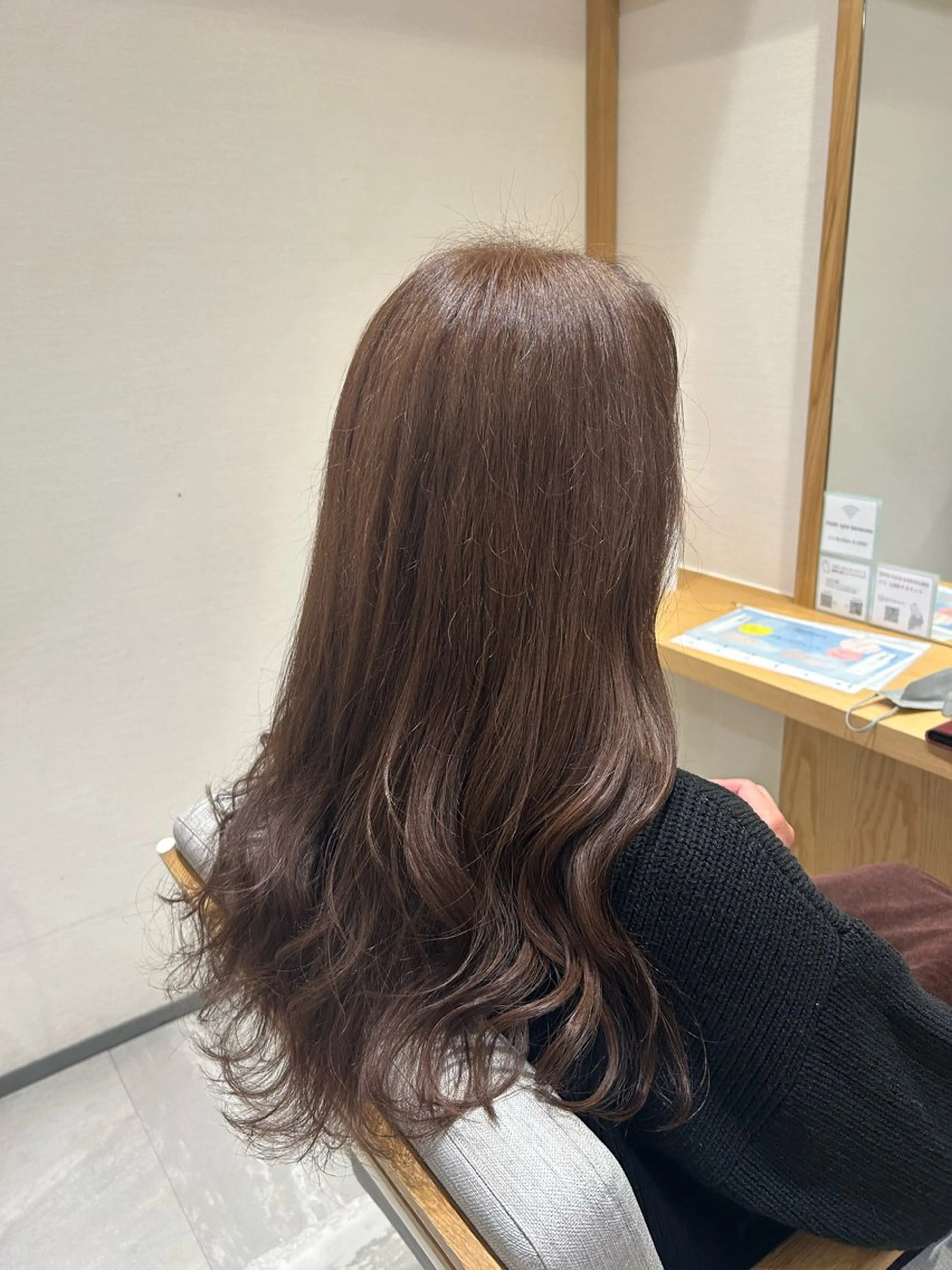 ロング カラー ブリーチ ブリーチなしカラー 上條 凜のヘアスタイル