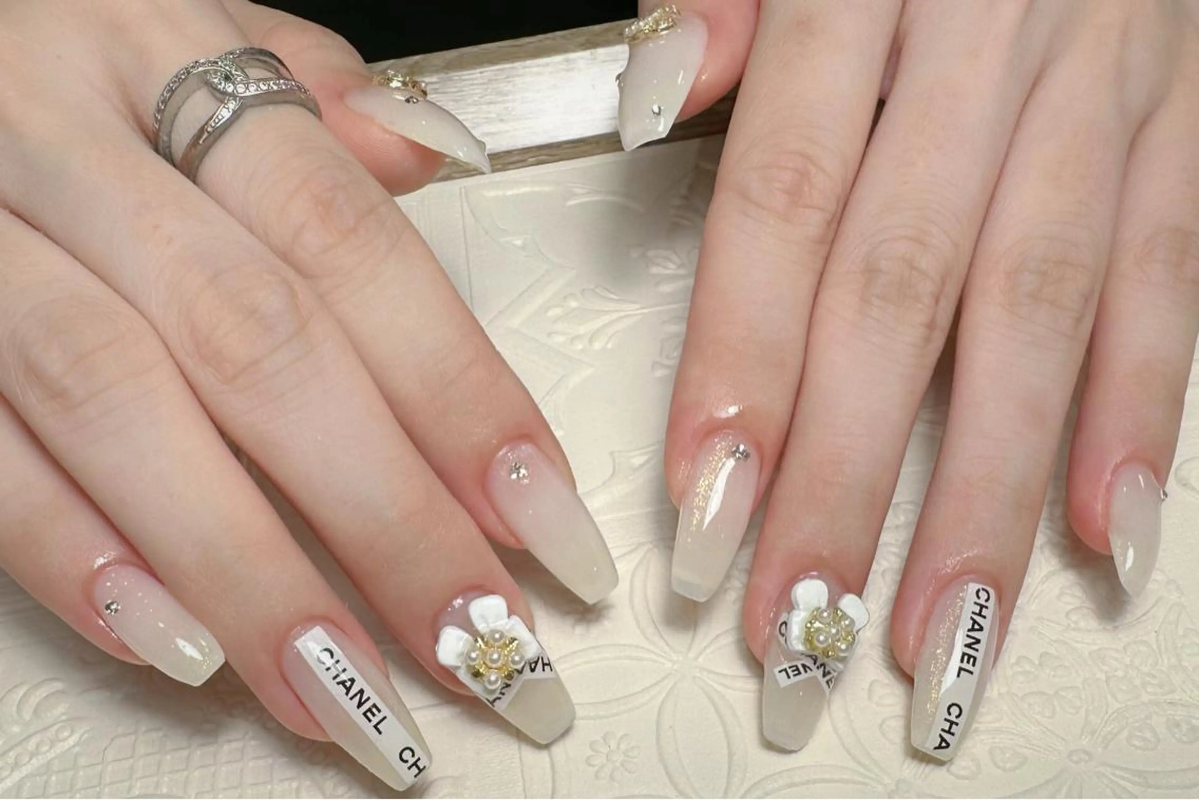 ネイル ハンドネイル MSSugar Nailのネイルデザイン