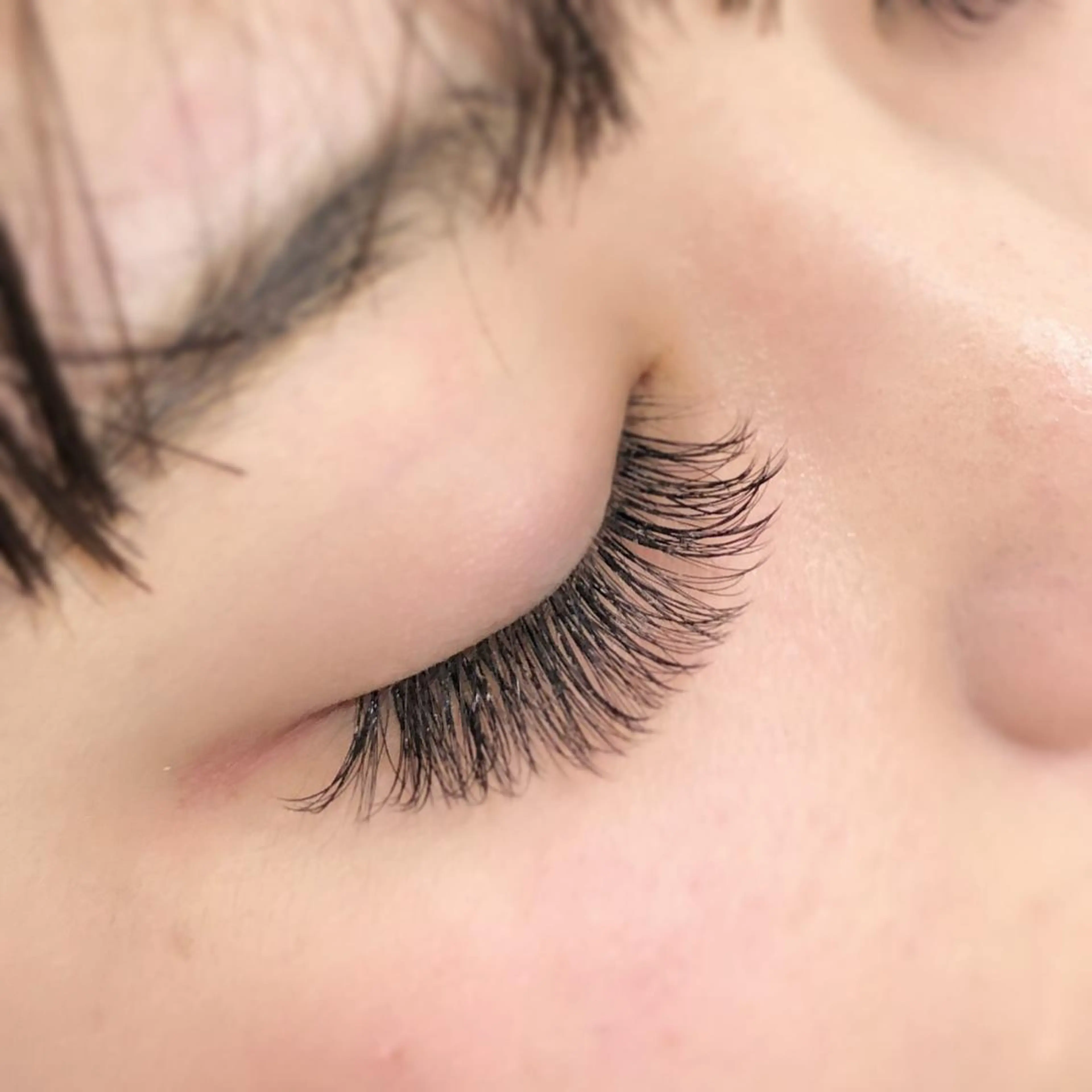 マツエク・マツパ ボリュームラッシュ 鈴木 なるみのマツエク・マツパデザイン