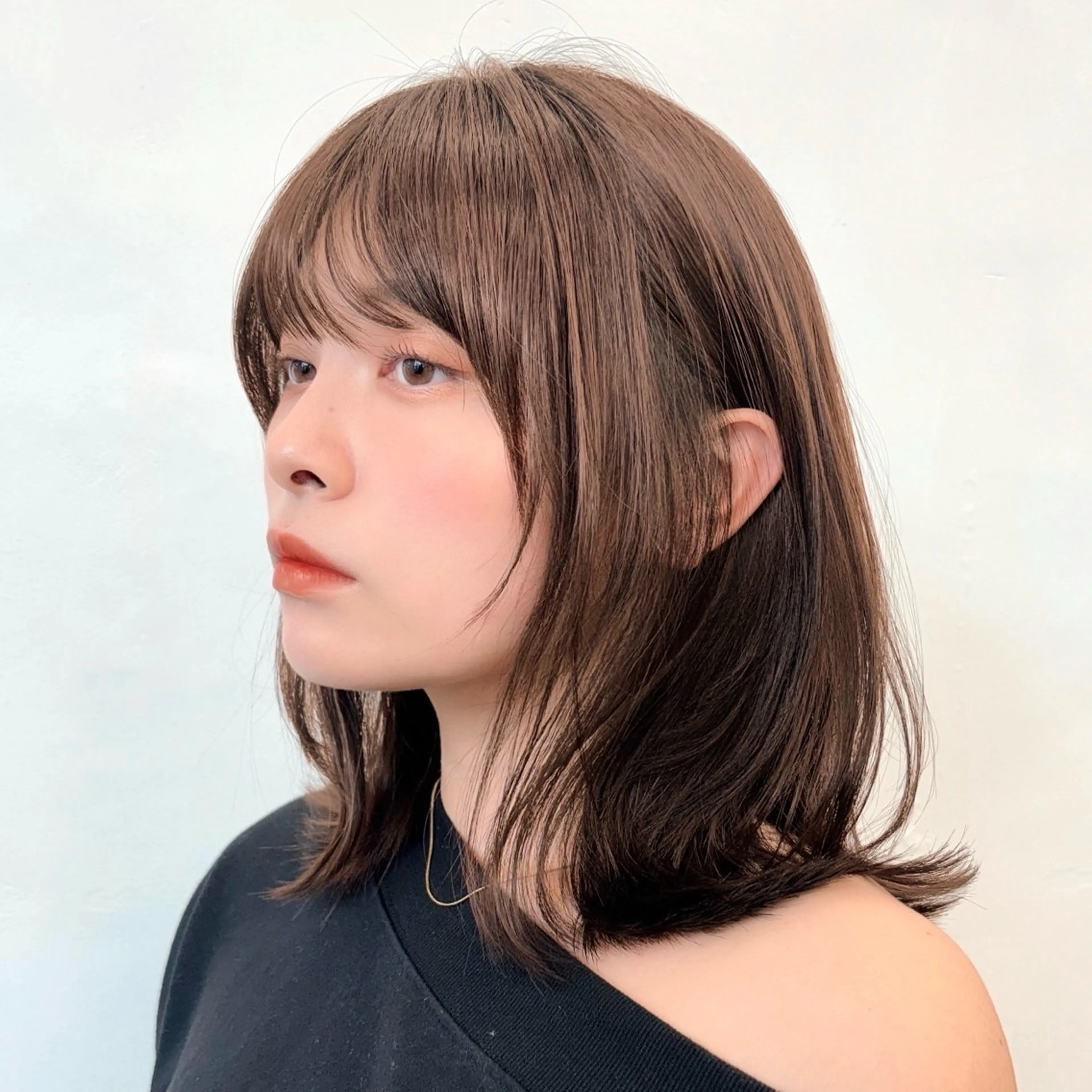 ミディアム カラー ヘアアレンジ ボブレイヤー ベージュカラー 透明感カラー ボブ レイヤーカット 🌱ボブ/レイヤー/ ベージュ/あやみ✨のヘアスタイル