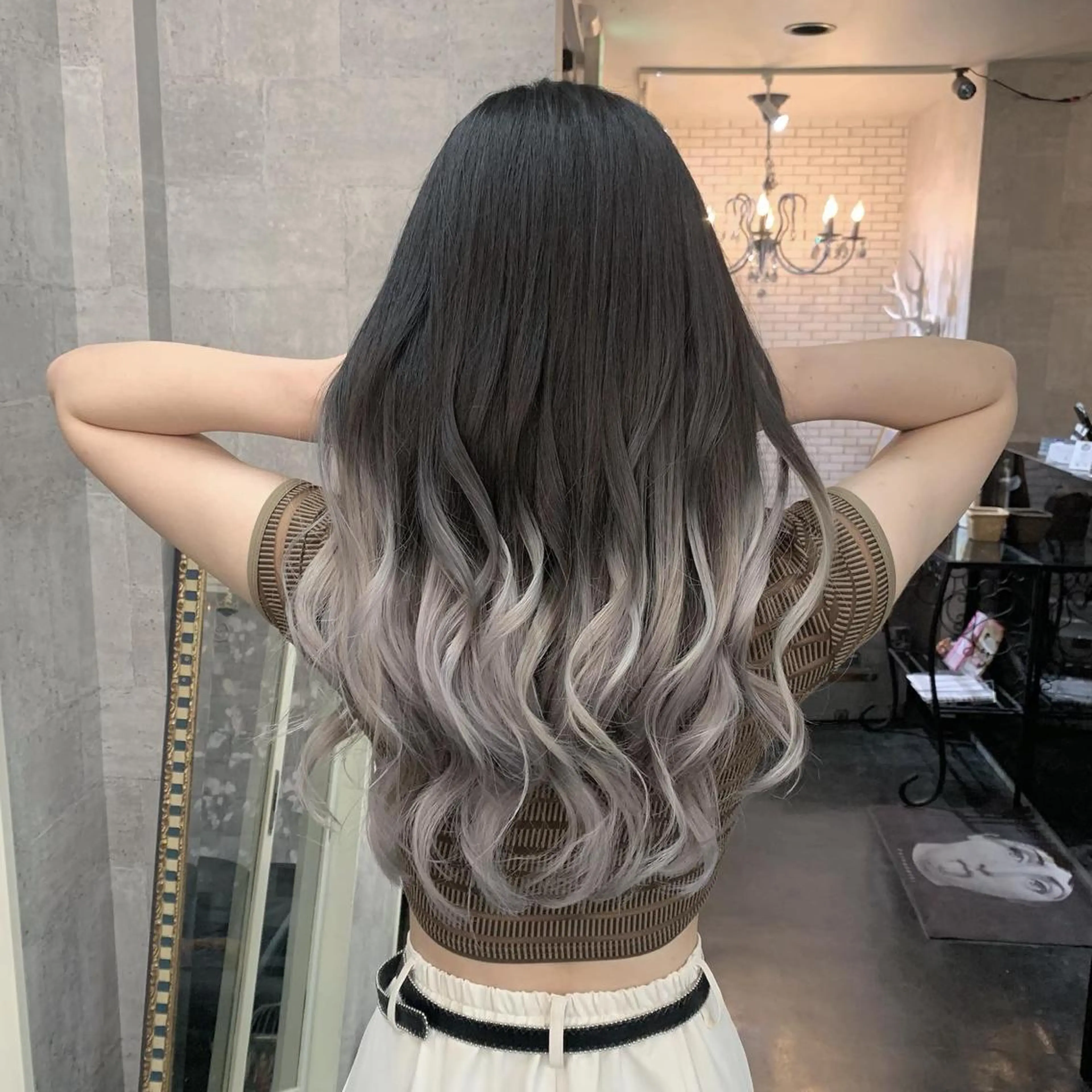 【学生必見😳‼️】ダブルカラー+ケアトリートメント✨ずっとしたかったハイトーンカラー実現させちゃいましょう😆🙌の写真